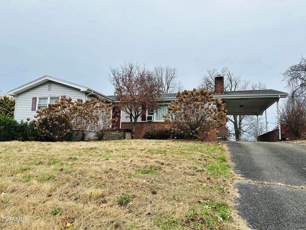 Photo of 270 Pace Drive, Bristol, VA 24201 (MLS # 9988933)