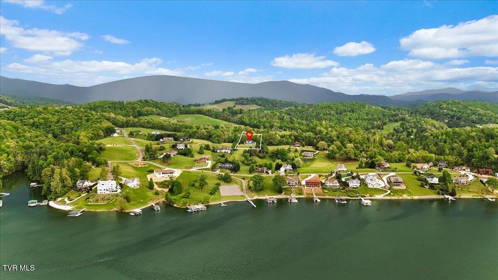 Photo of 221 Harbor View Road, Butler, TN 37640 (MLS # 9984914)