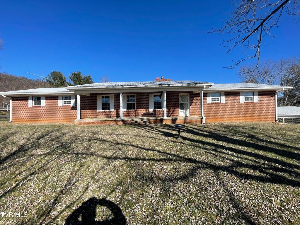 Photo of 8893 Asheville Highway, Greeneville, TN 37743 (MLS # 9990339)