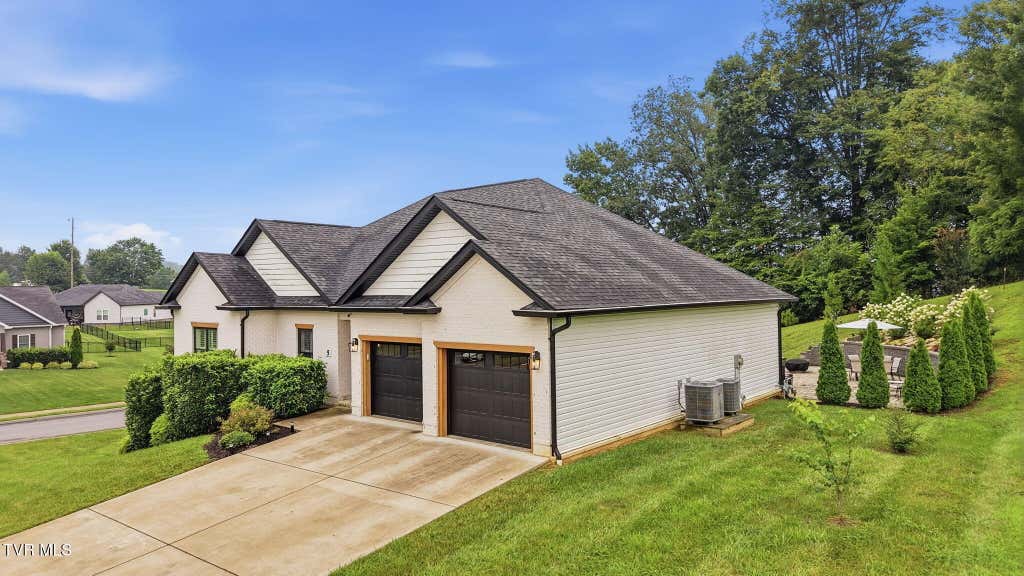 Photo of 5 Momma Lou Court, Jonesborough, TN 37659 (MLS # 9998820)