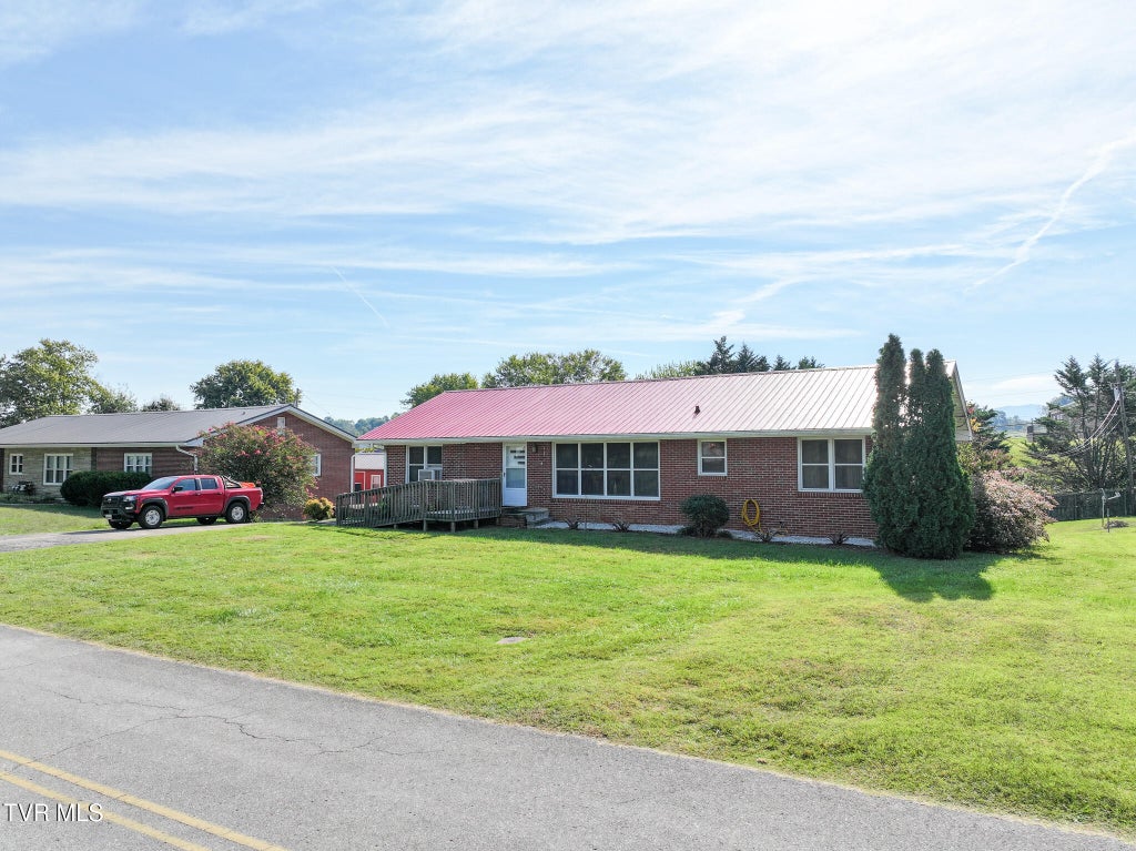 Photo of 109 Idletime Drive, Greeneville, TN 37743 (MLS # 10001783)
