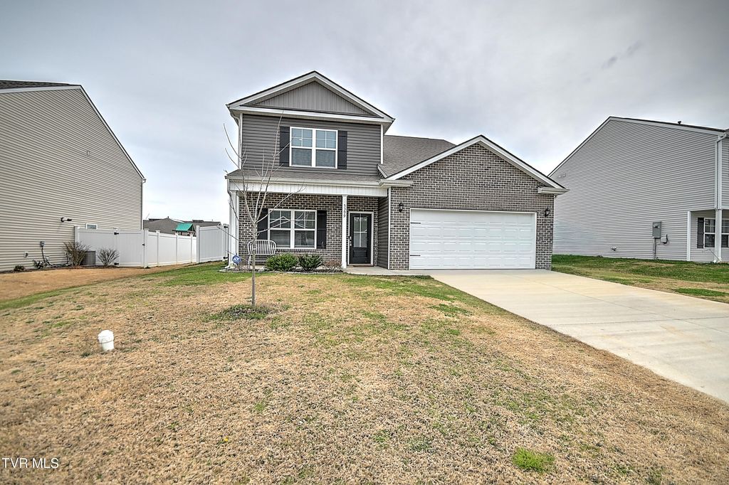 Photo of 5399 Wildlife Circle, Piney Flats, TN 37686 (MLS # 9992689)