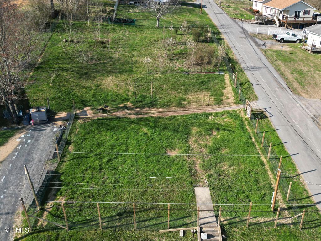 Photo of 201 Crystal View Street, Kingsport, TN 37660 (MLS # 9992222)