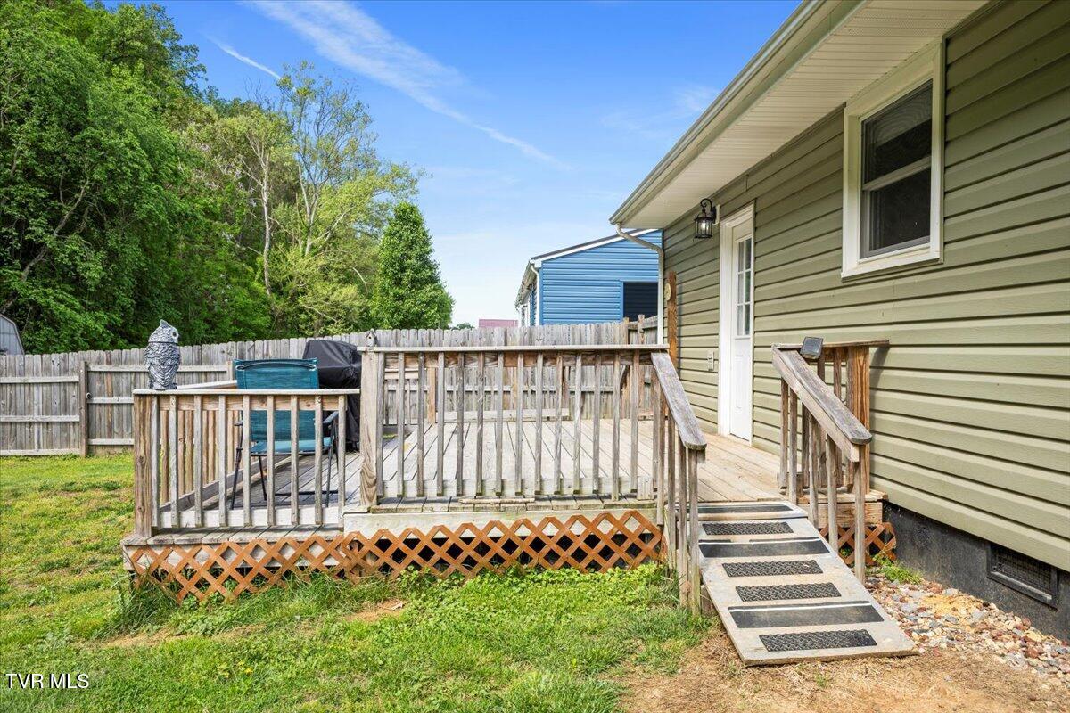 1212 Thomas Boulevard, Elizabethton, Tennessee image 35