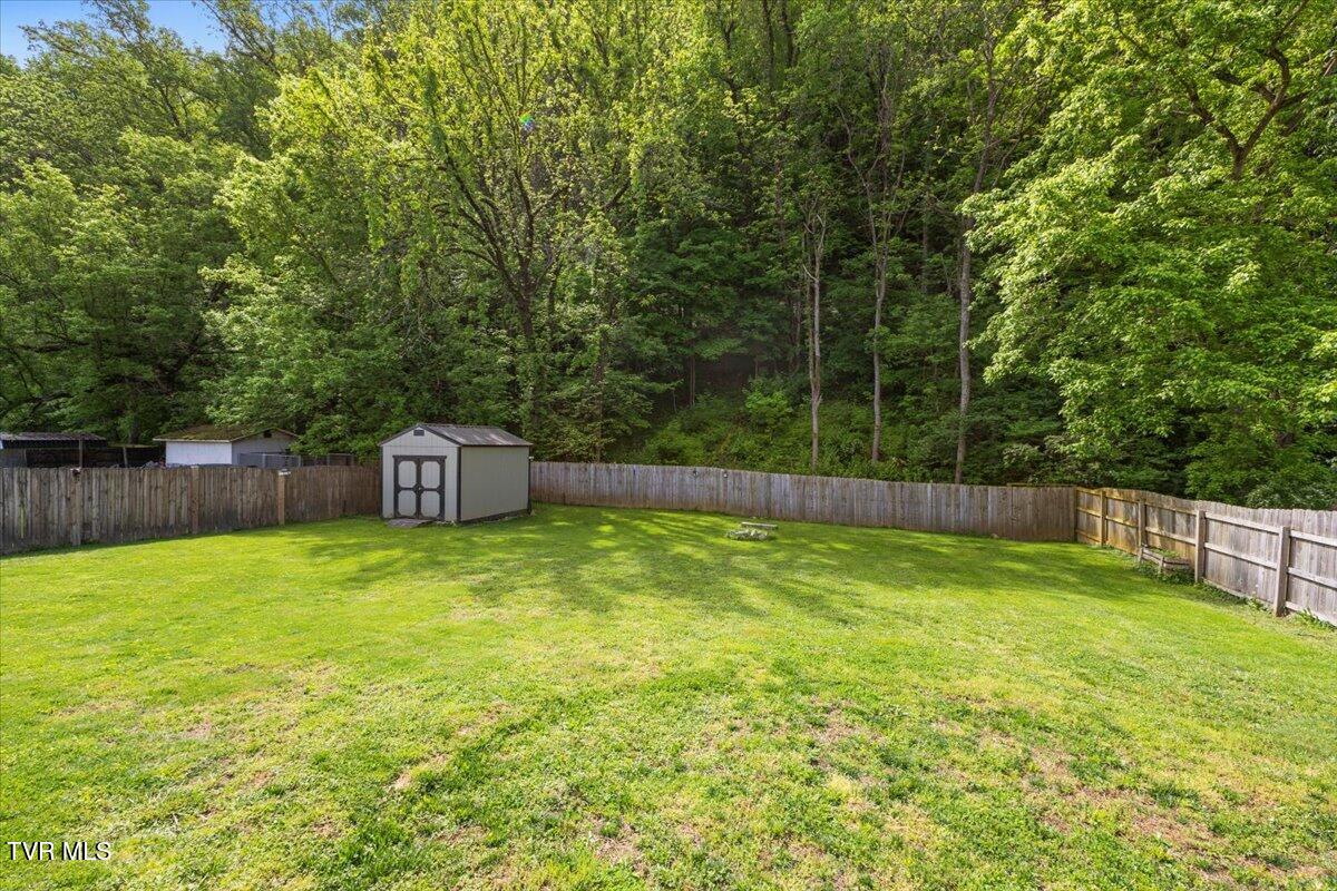 1212 Thomas Boulevard, Elizabethton, Tennessee image 29