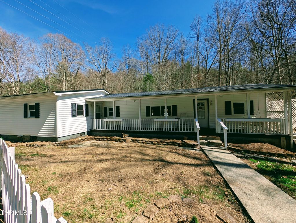 Photo of 11510 Dogwood Lane, Pound, VA 24279 (MLS # 9992910)