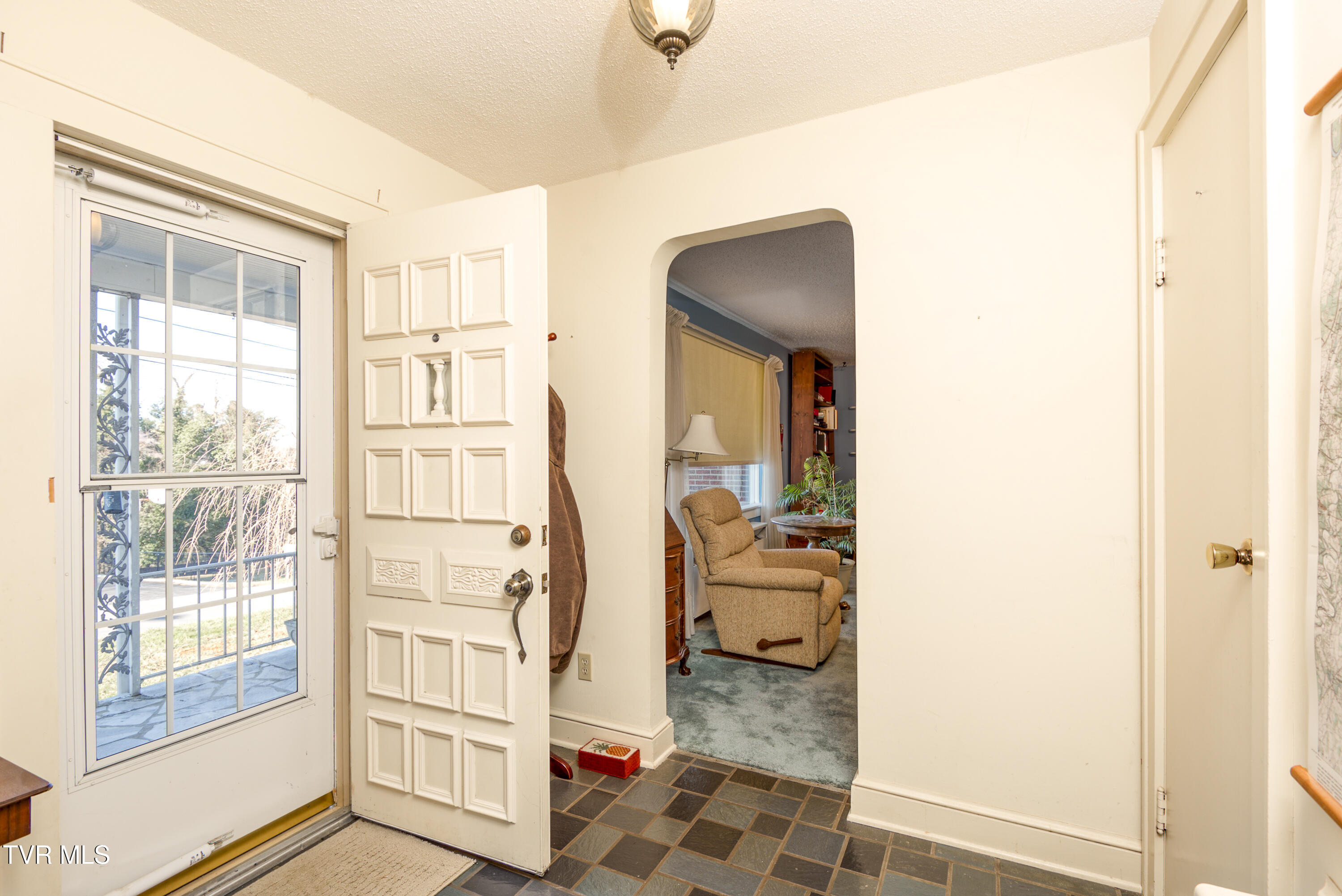 817 Scott Street, Marion, Virginia image 3