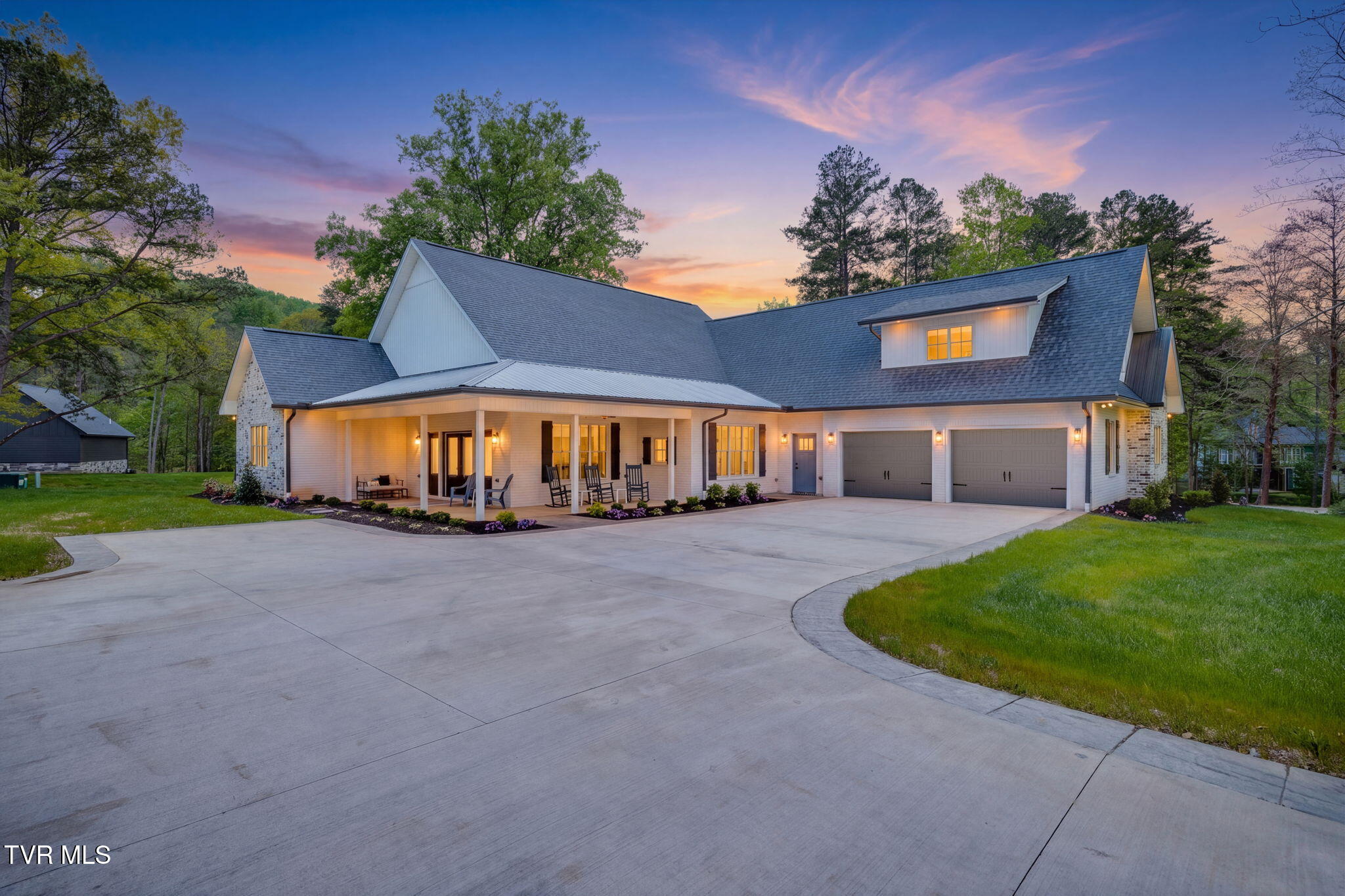 350 Sunset Harbor Drive