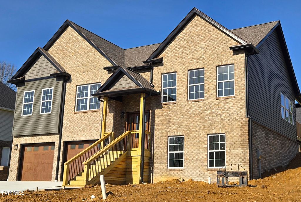 Photo of 444 Wyndham Drive, Johnson City, TN 37615 (MLS # 9992355)