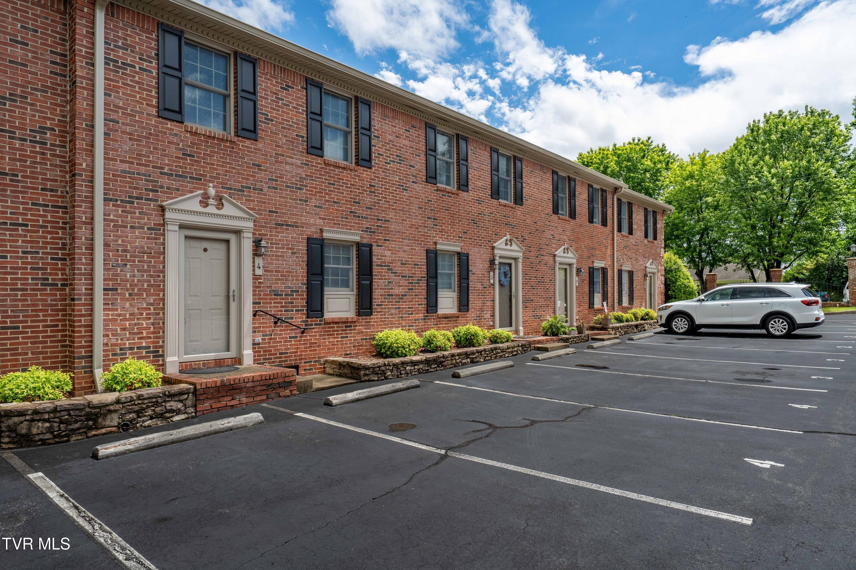 1107 8th Avenue #4, Johnson City, Tennessee image 2
