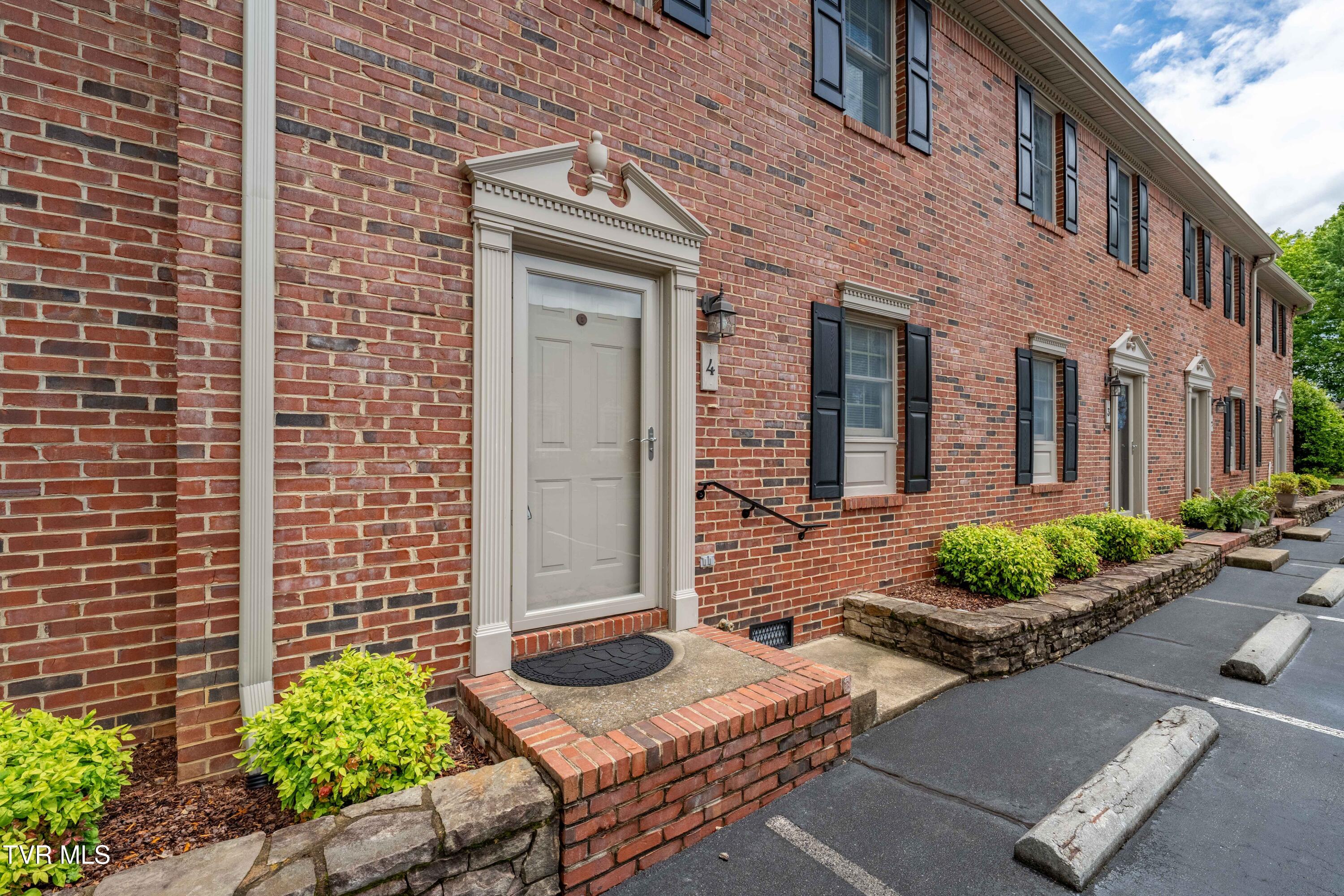 1107 8th Avenue #4, Johnson City, Tennessee image 3