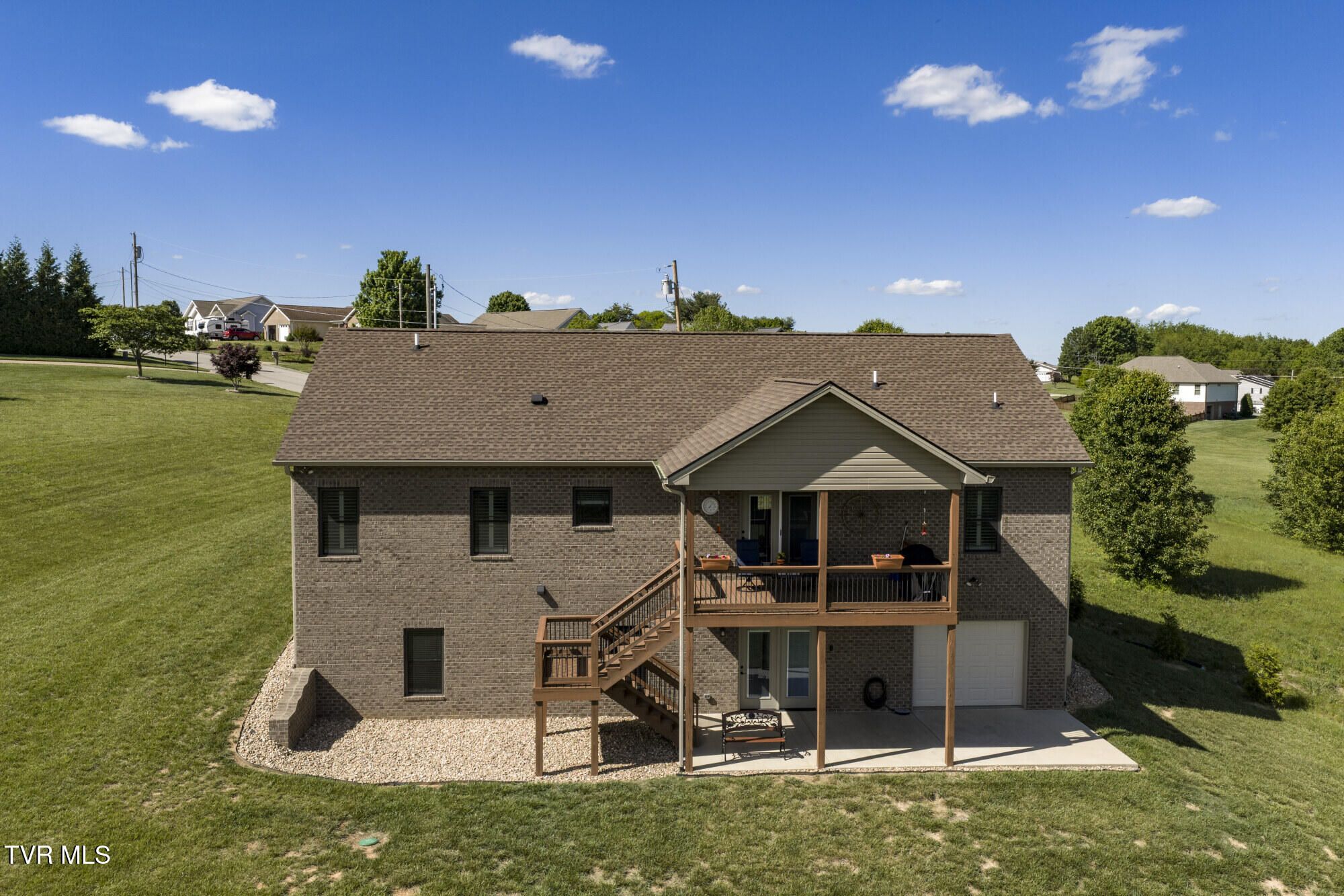 198 Manor Lane