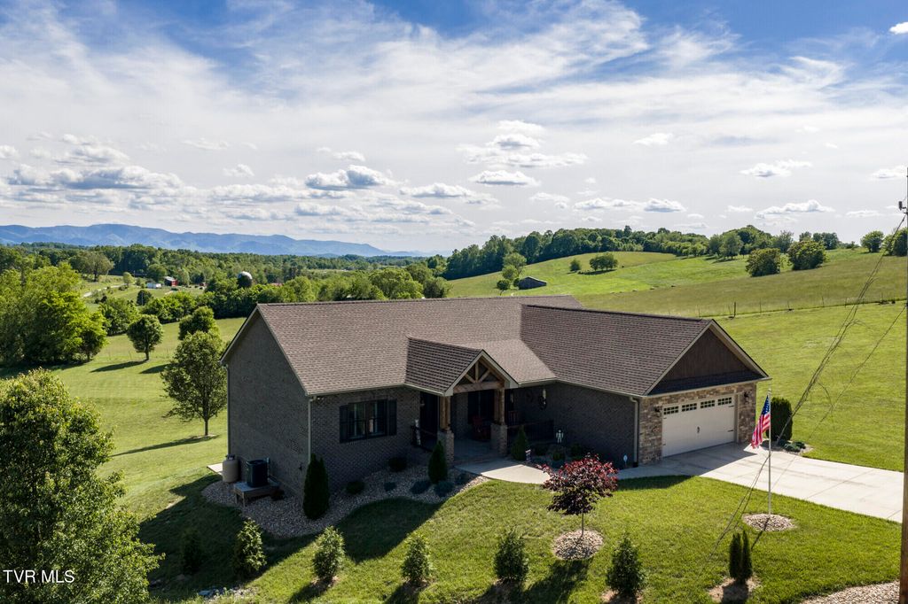 Photo of 198 Manor Lane, Jonesborough, TN 37659 (MLS # 9994789)