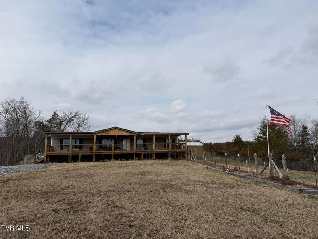 Photo of 220 Redwood Lane, Mosheim, TN 37818 (MLS # 9990986)