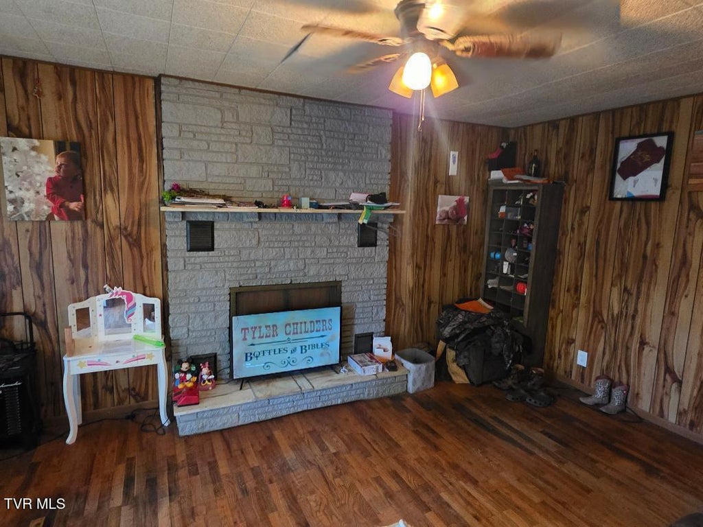 Photo of 1435 Piedmont Road, Johnson City, TN 37601 (MLS # 10002266)