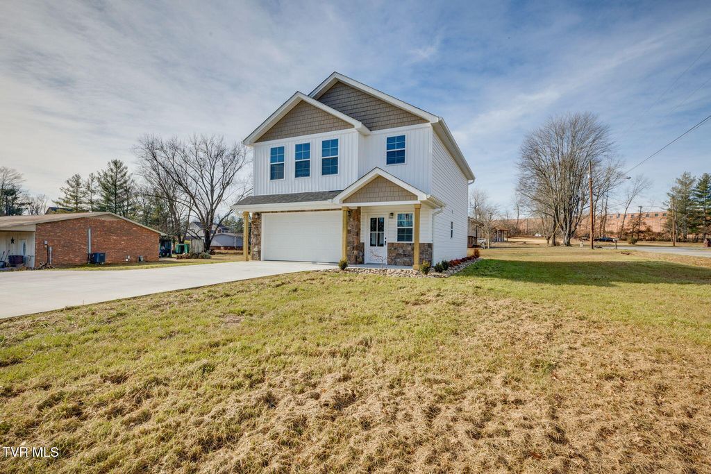 Photo of 300 Robin Hood Lane Lane, Church Hill, TN 37642 (MLS # 9992488)