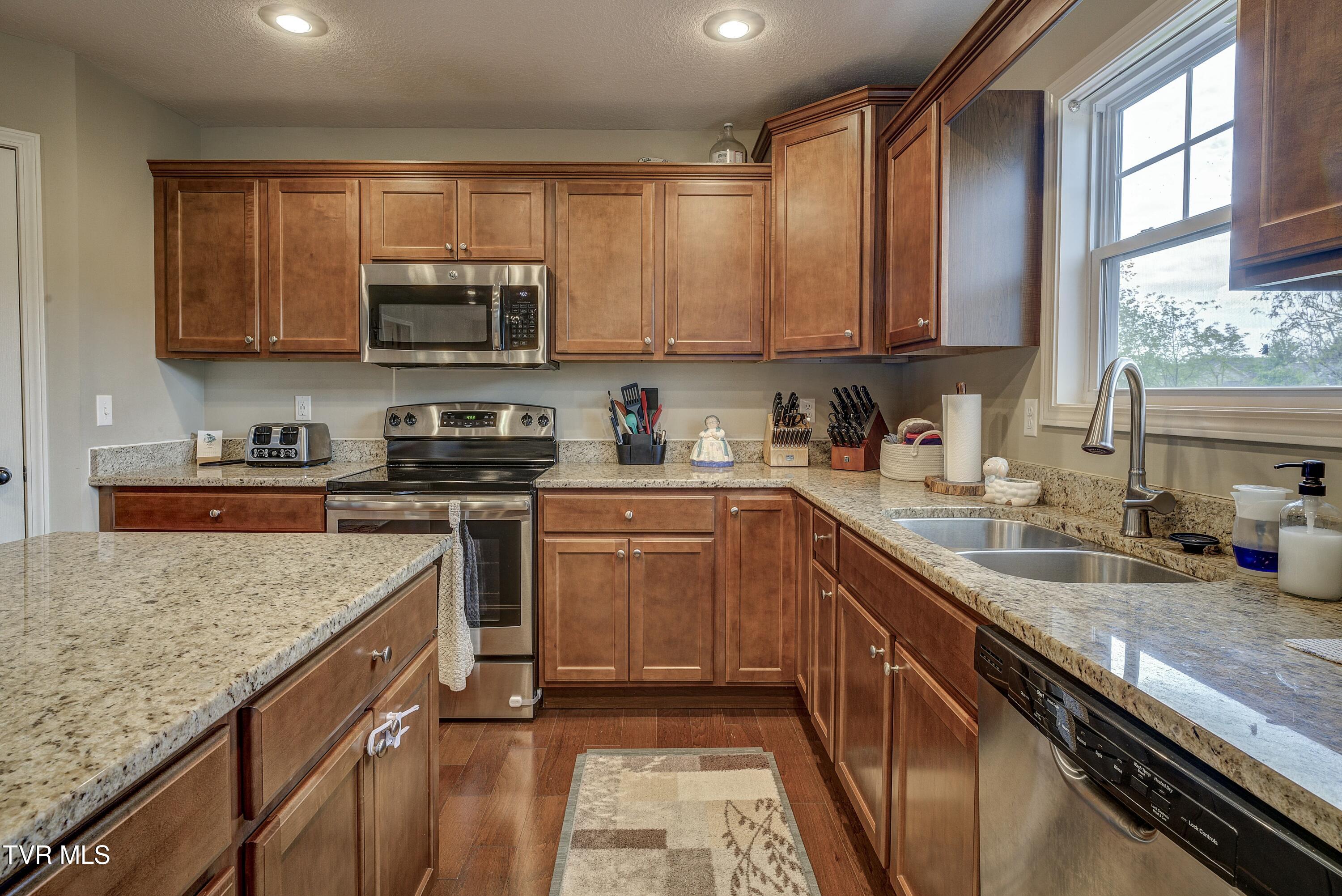 1901 Ida Sue Drive, Jonesborough, Tennessee image 17