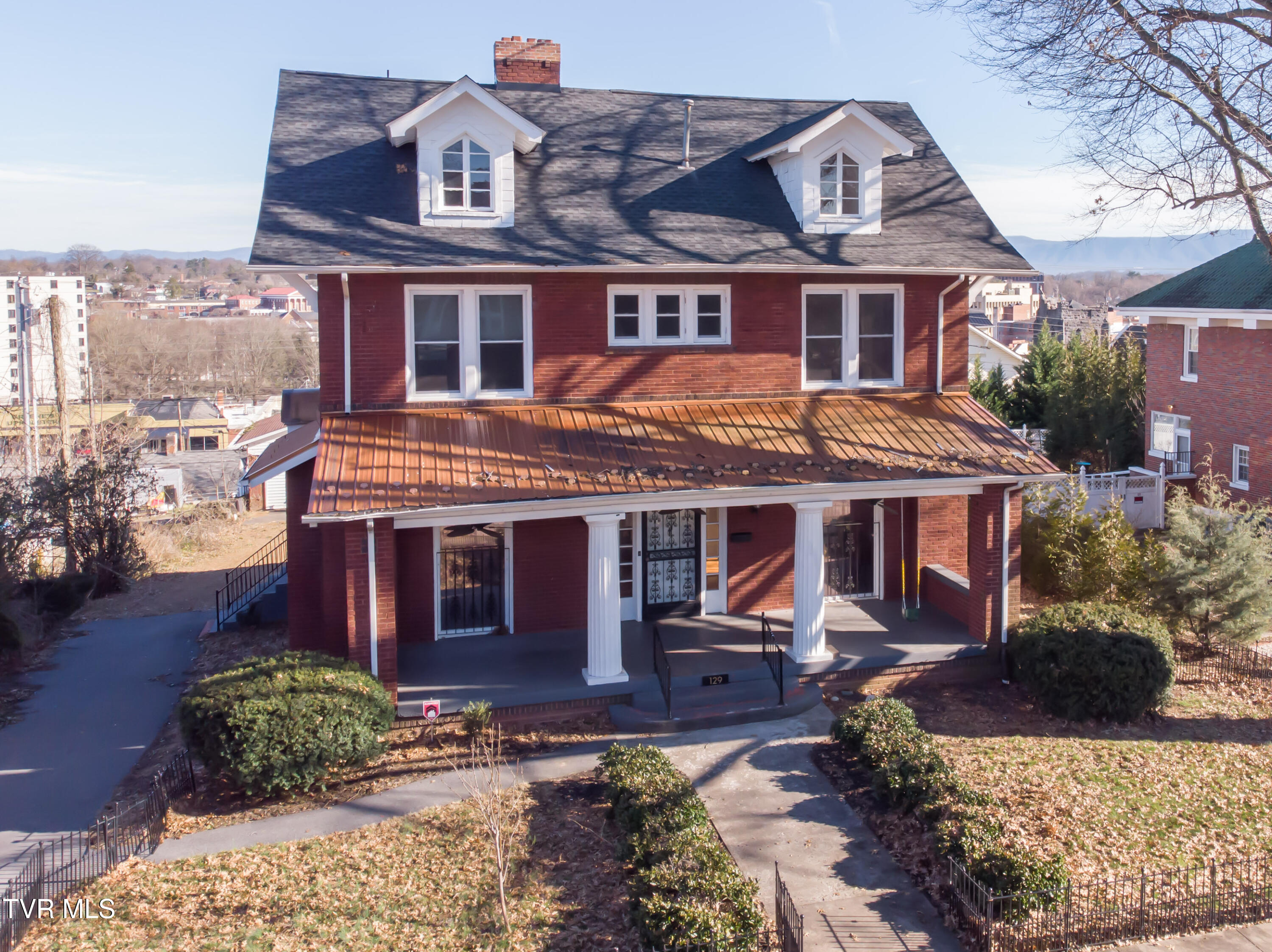 129 Solar St Street, Bristol, Virginia image 6