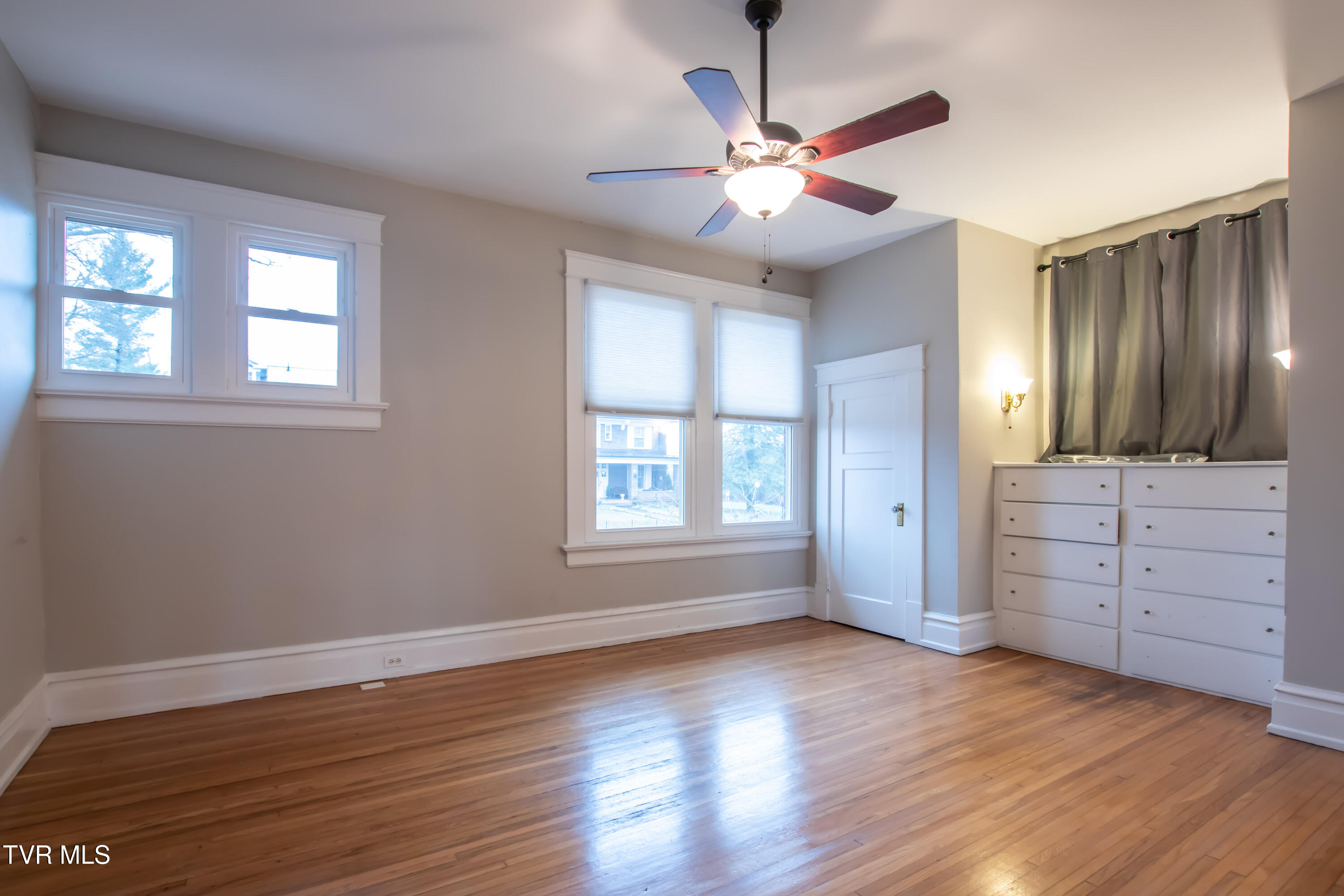129 Solar St Street, Bristol, Virginia image 40