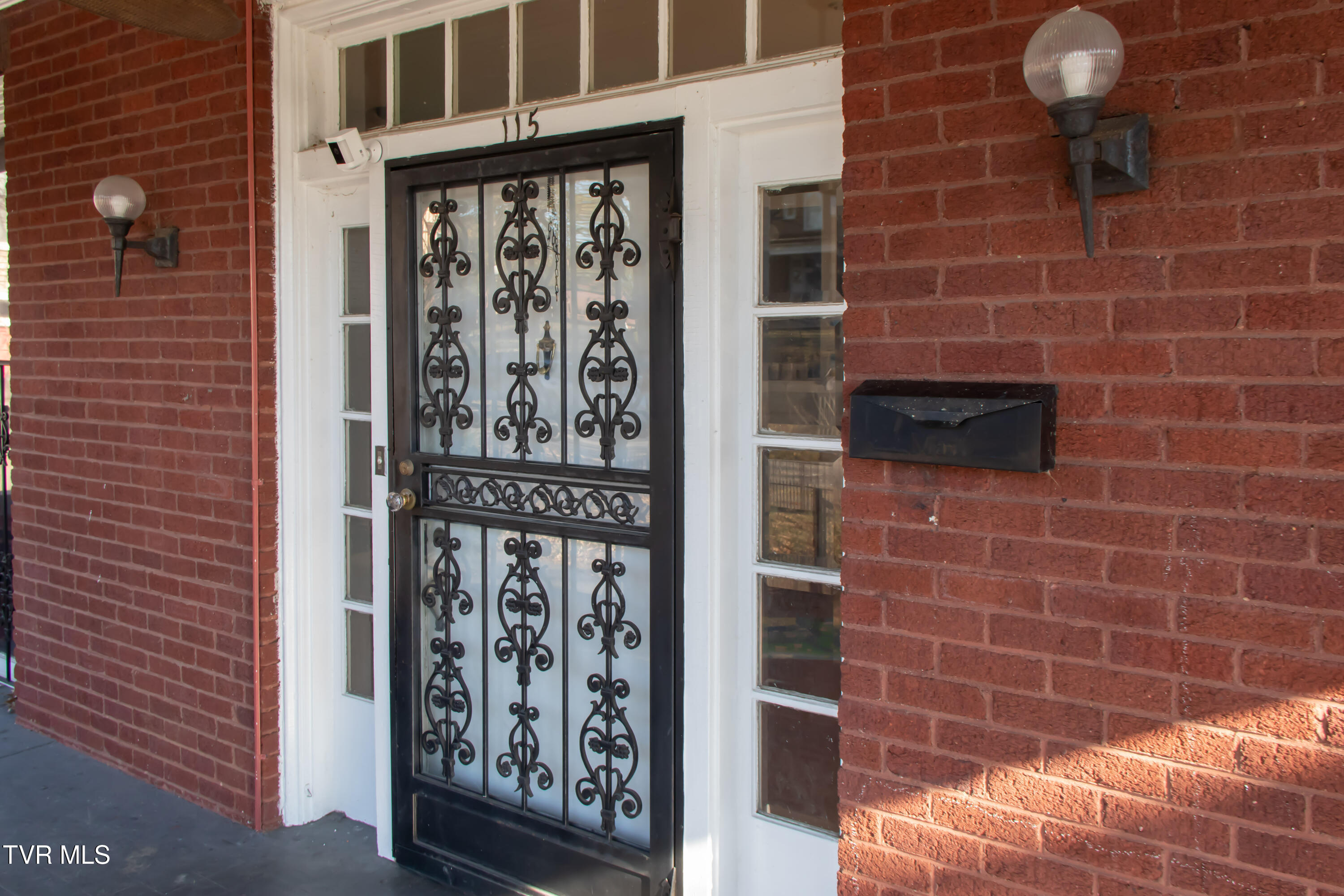 129 Solar St Street, Bristol, Virginia image 11