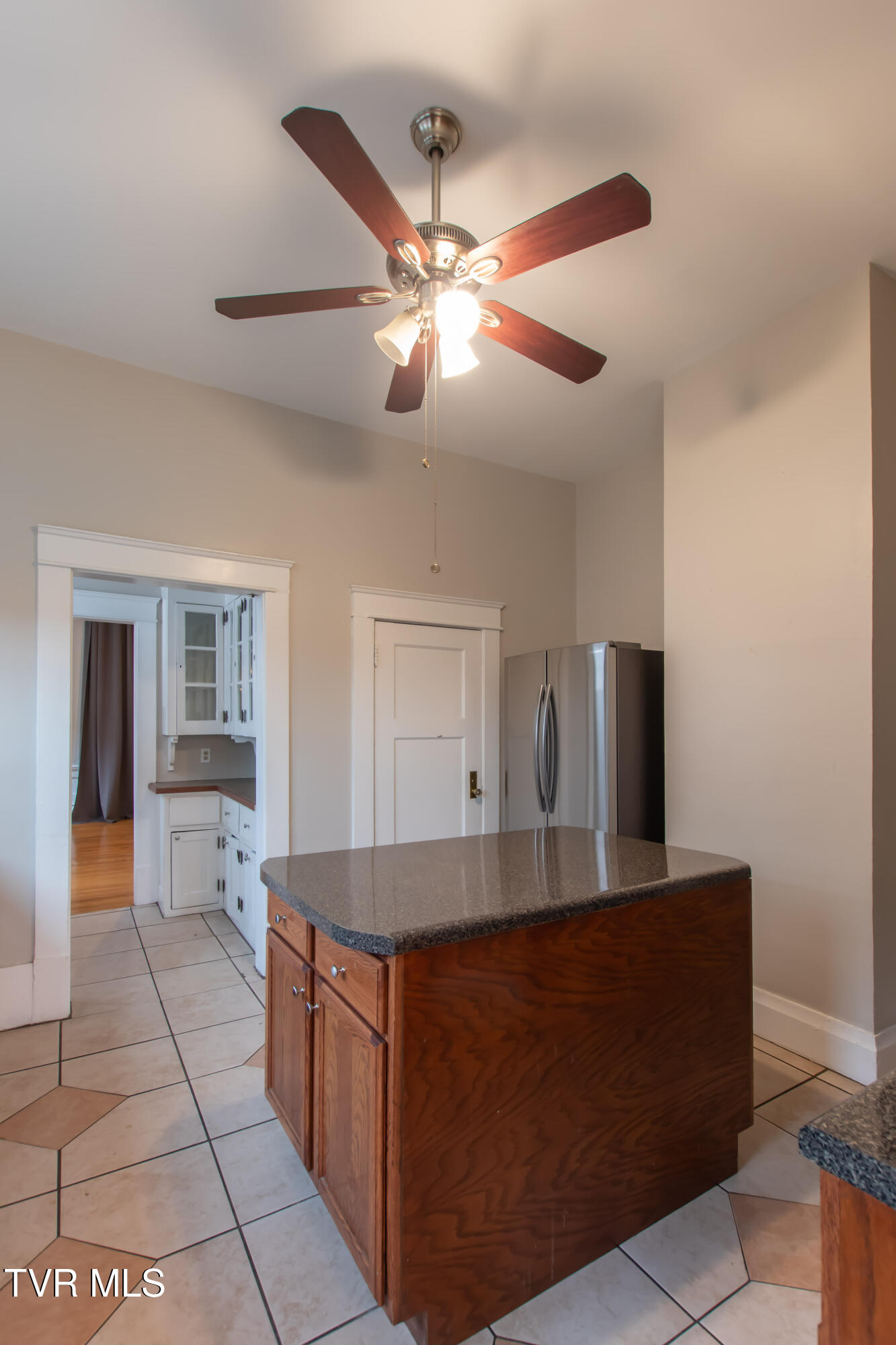 129 Solar St Street, Bristol, Virginia image 29