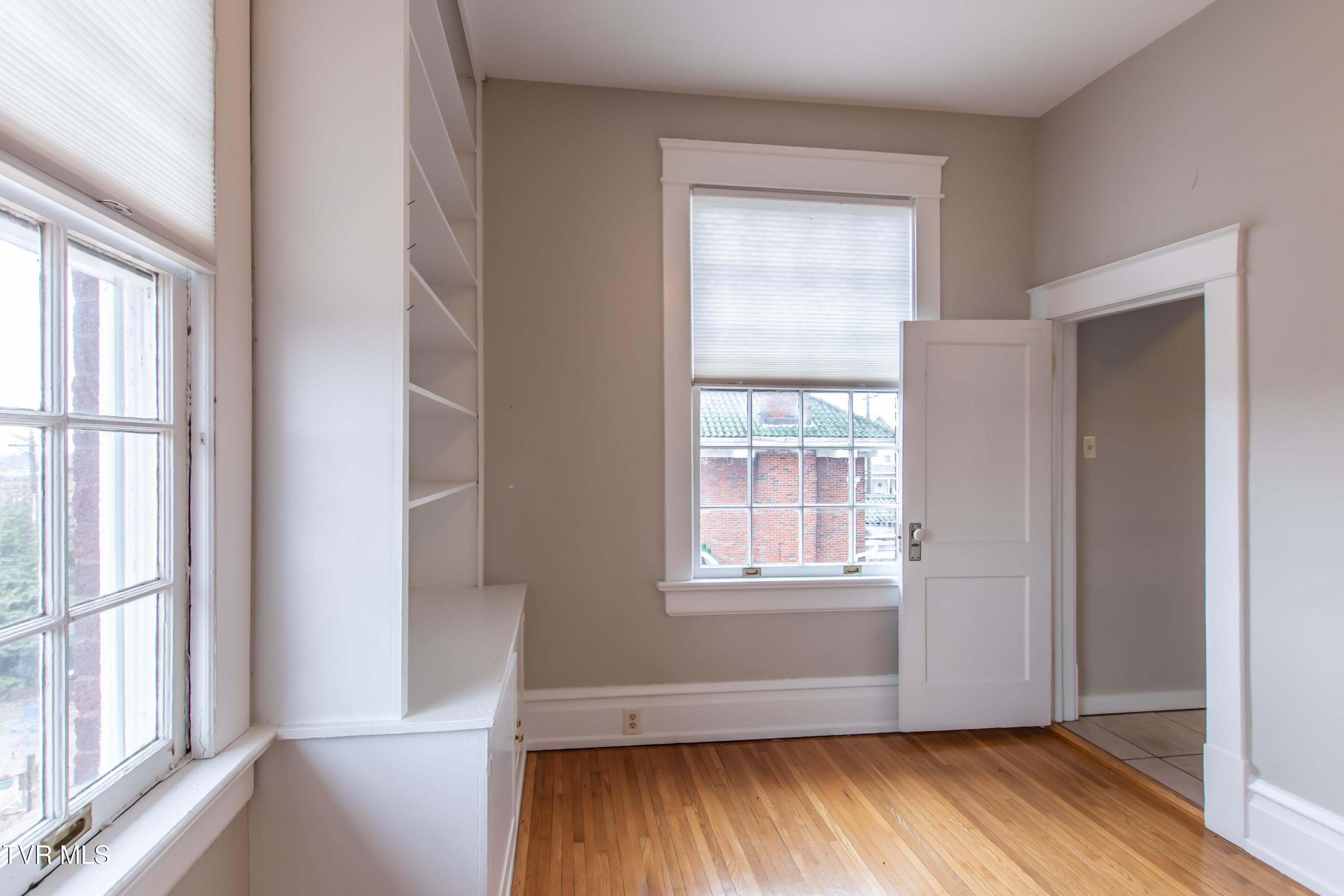 129 Solar St Street, Bristol, Virginia image 46
