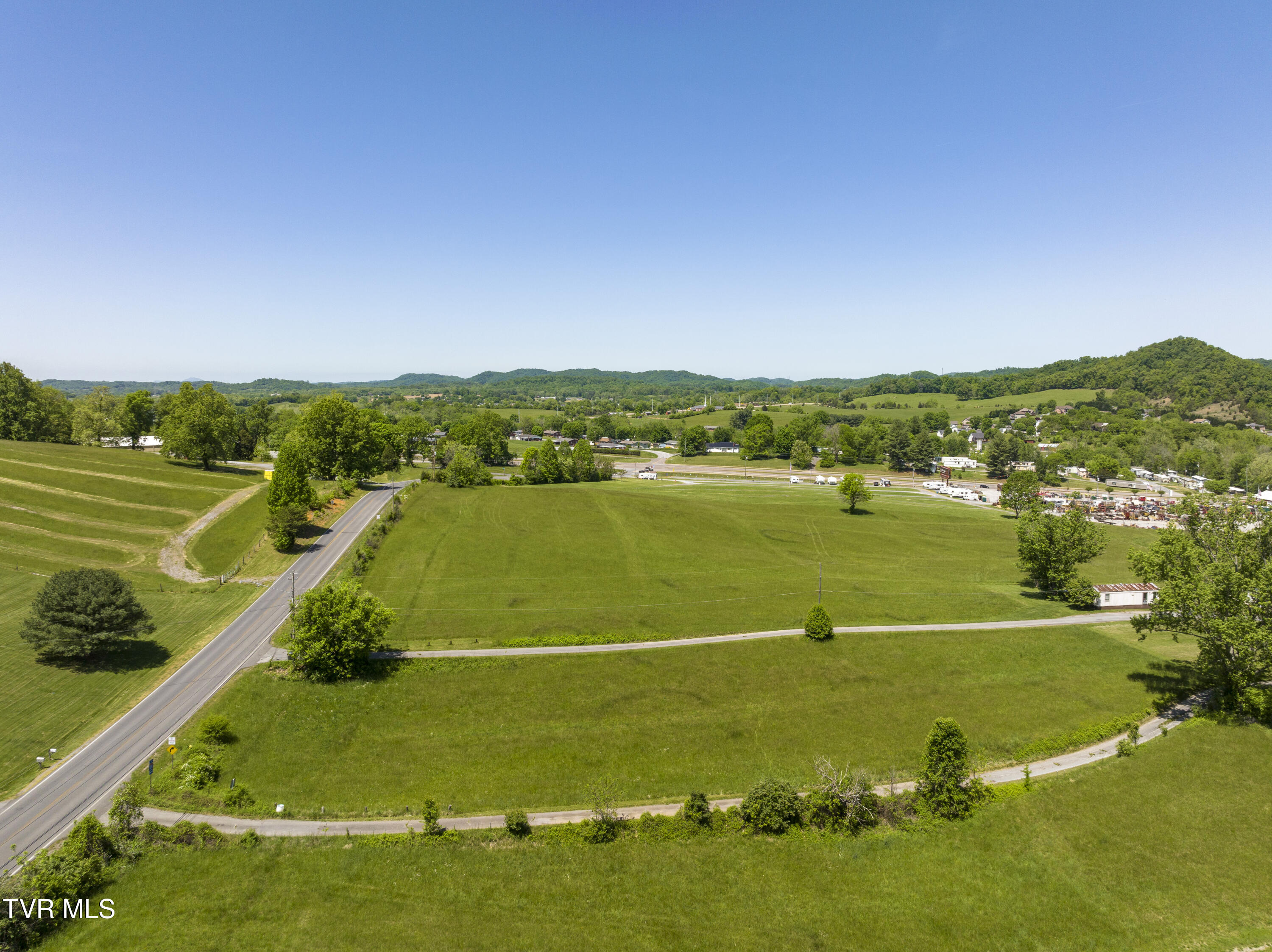 191 White Top Road, Bluff City, Tennessee image 11