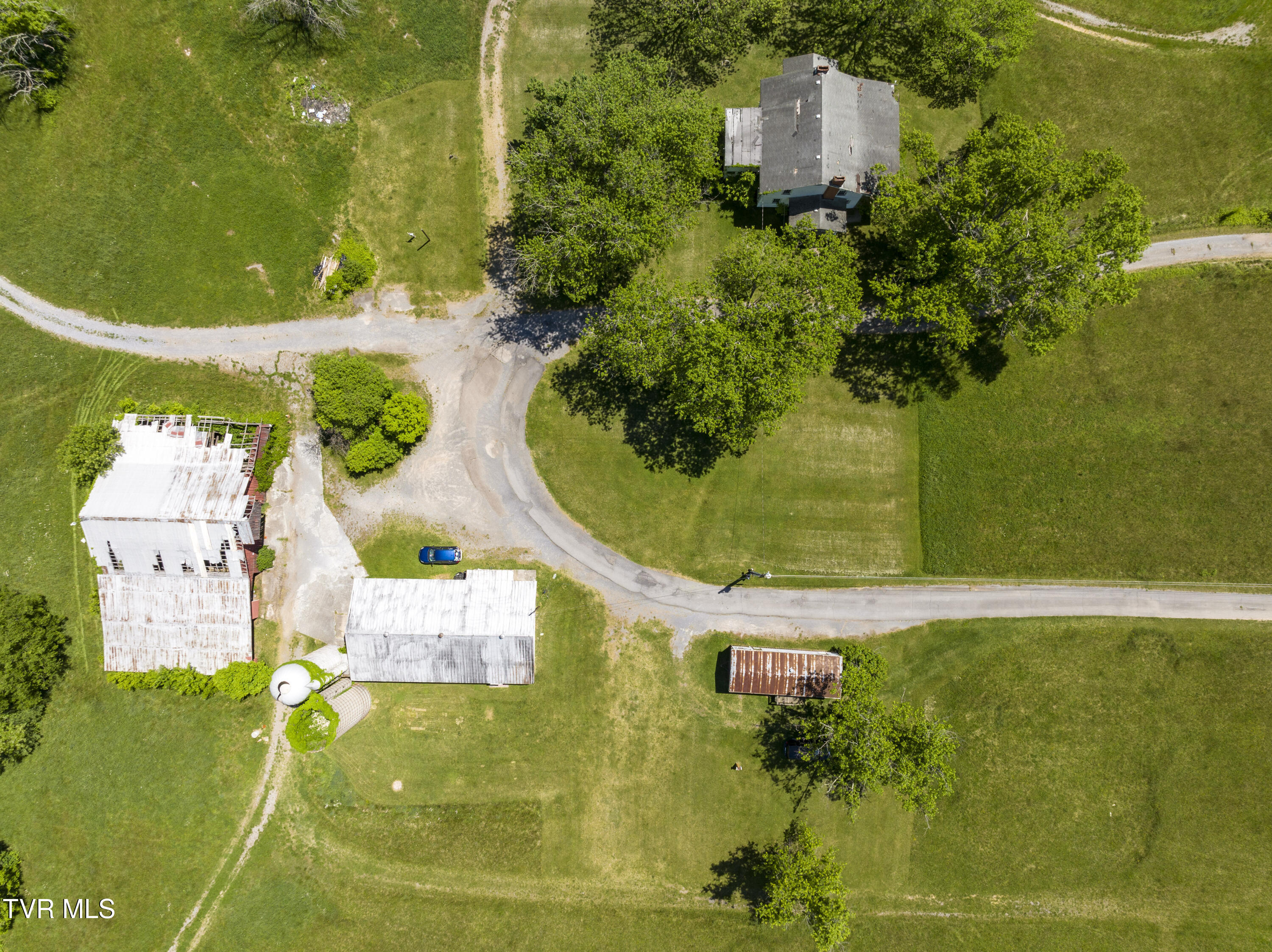 191 White Top Road, Bluff City, Tennessee image 44
