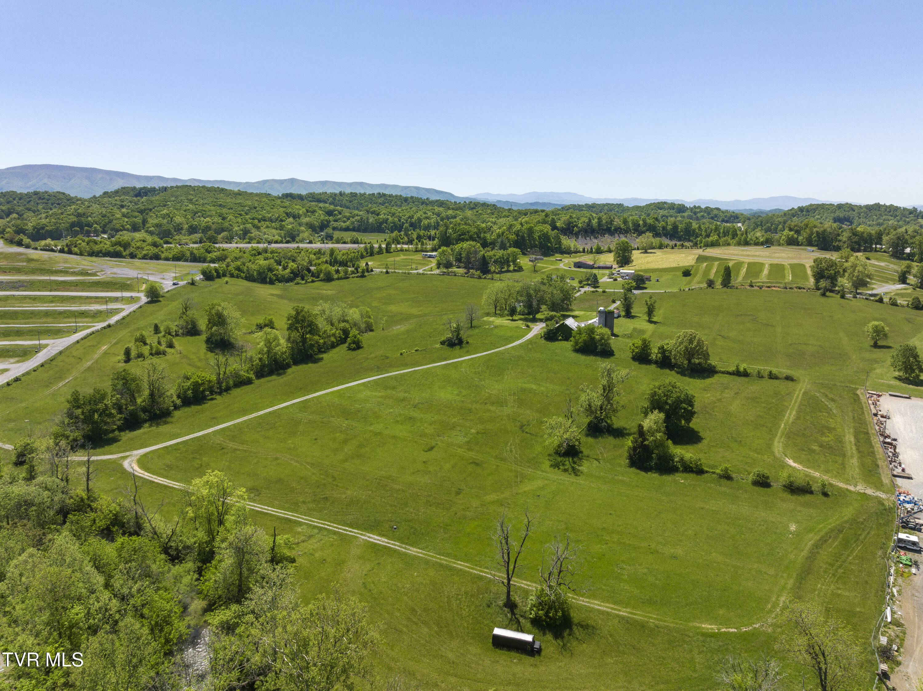 191 White Top Road, Bluff City, Tennessee image 24