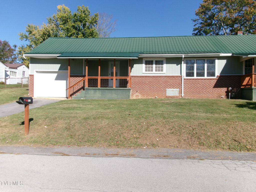 Photo of 443 Holly Street, Mount Carmel, TN 37645 (MLS # 9987067)