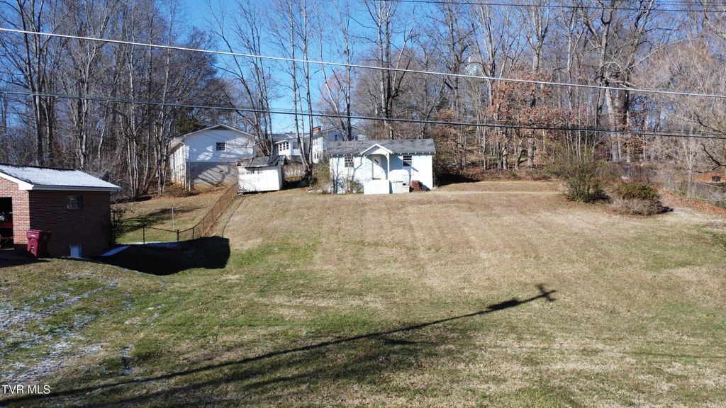 Photo of 1404 Merrywood Drive, Johnson City, TN 37604 (MLS # 9989344)