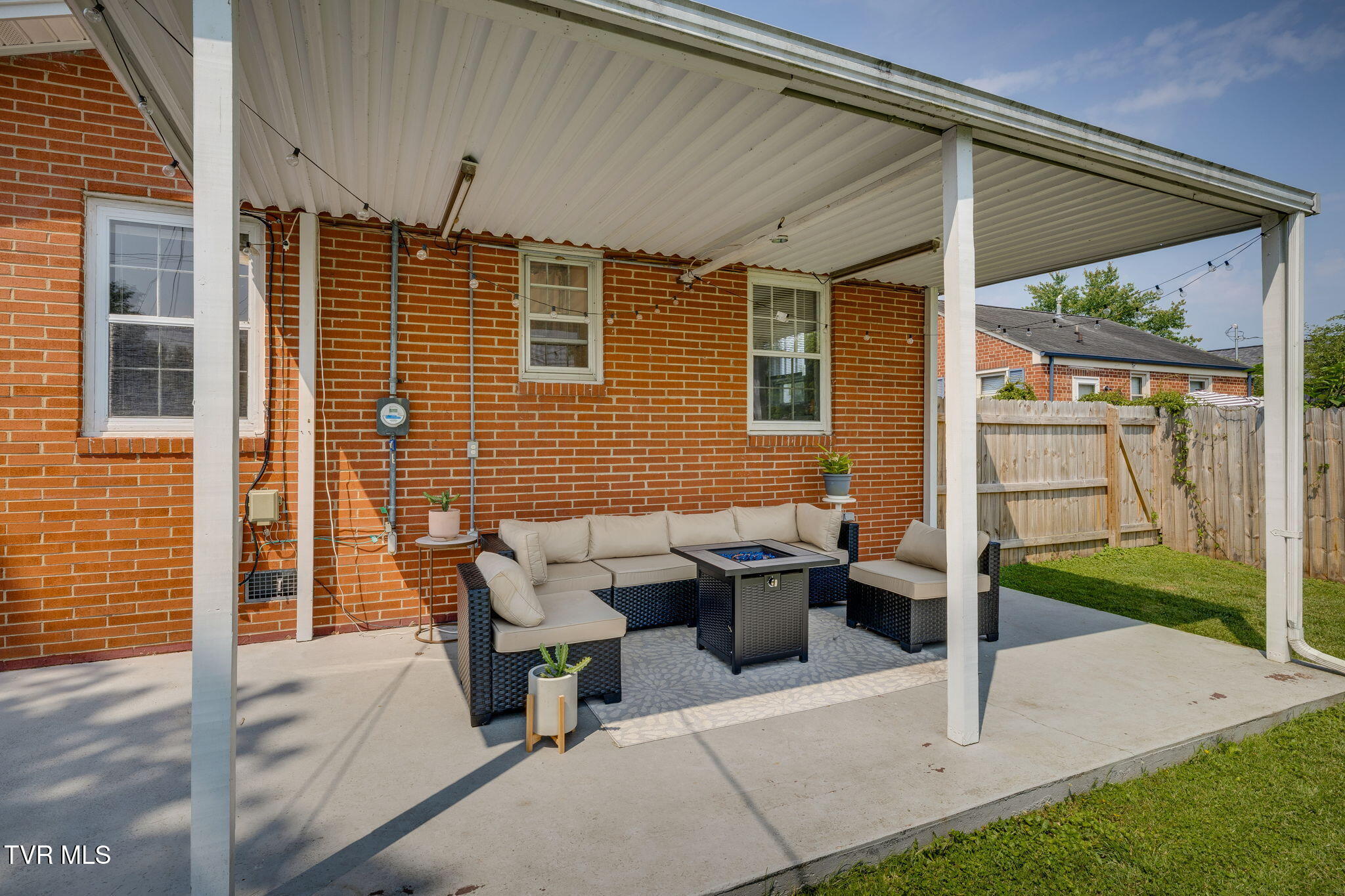 1532 Pineola Avenue, Kingsport, Tennessee image 3