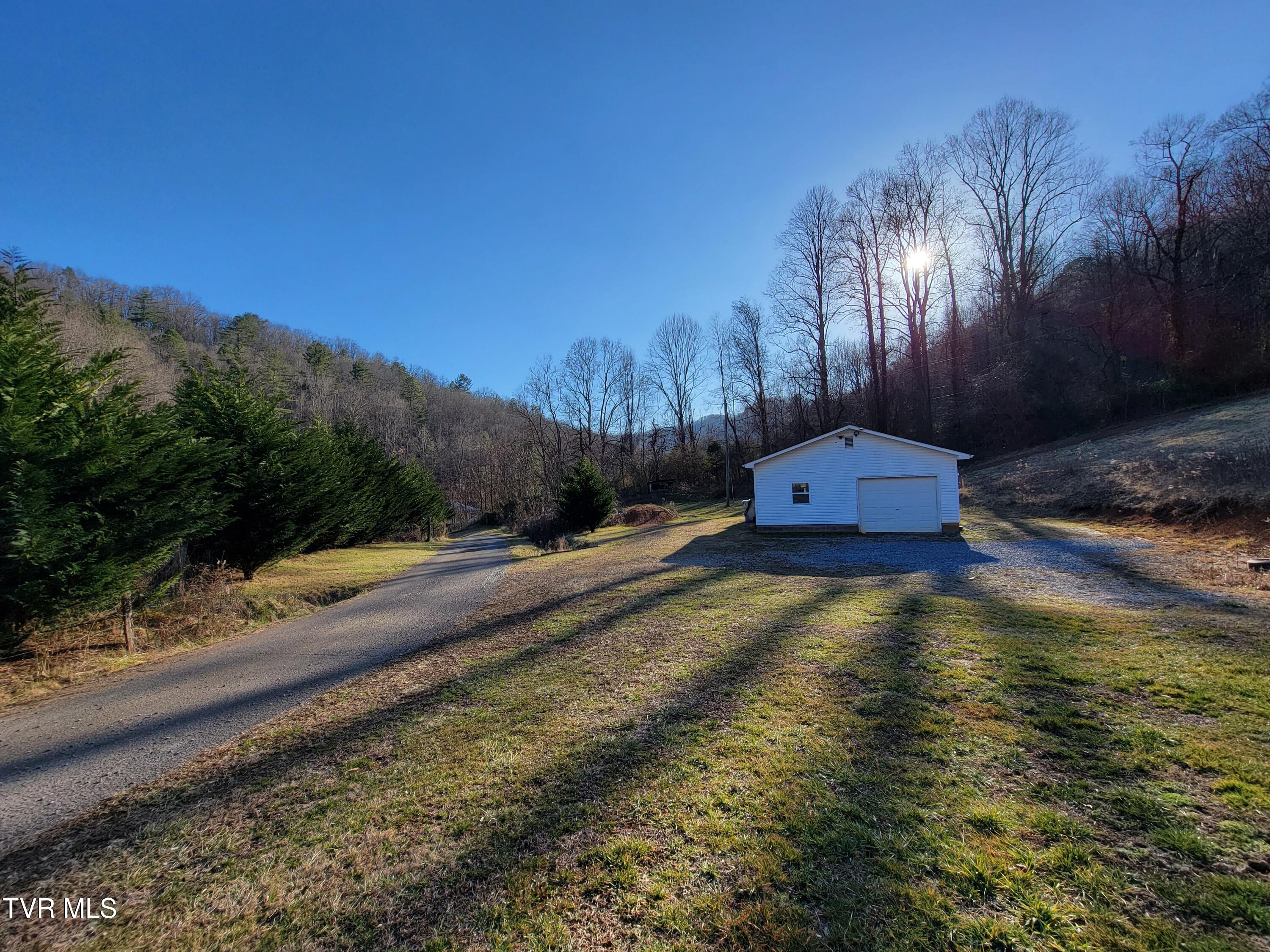 1701 Jonesborough Road, Erwin, Tennessee image 26