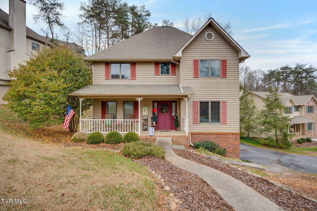 Photo of 171 Aston Court, Kingsport, TN 37660 (MLS # 9989037)