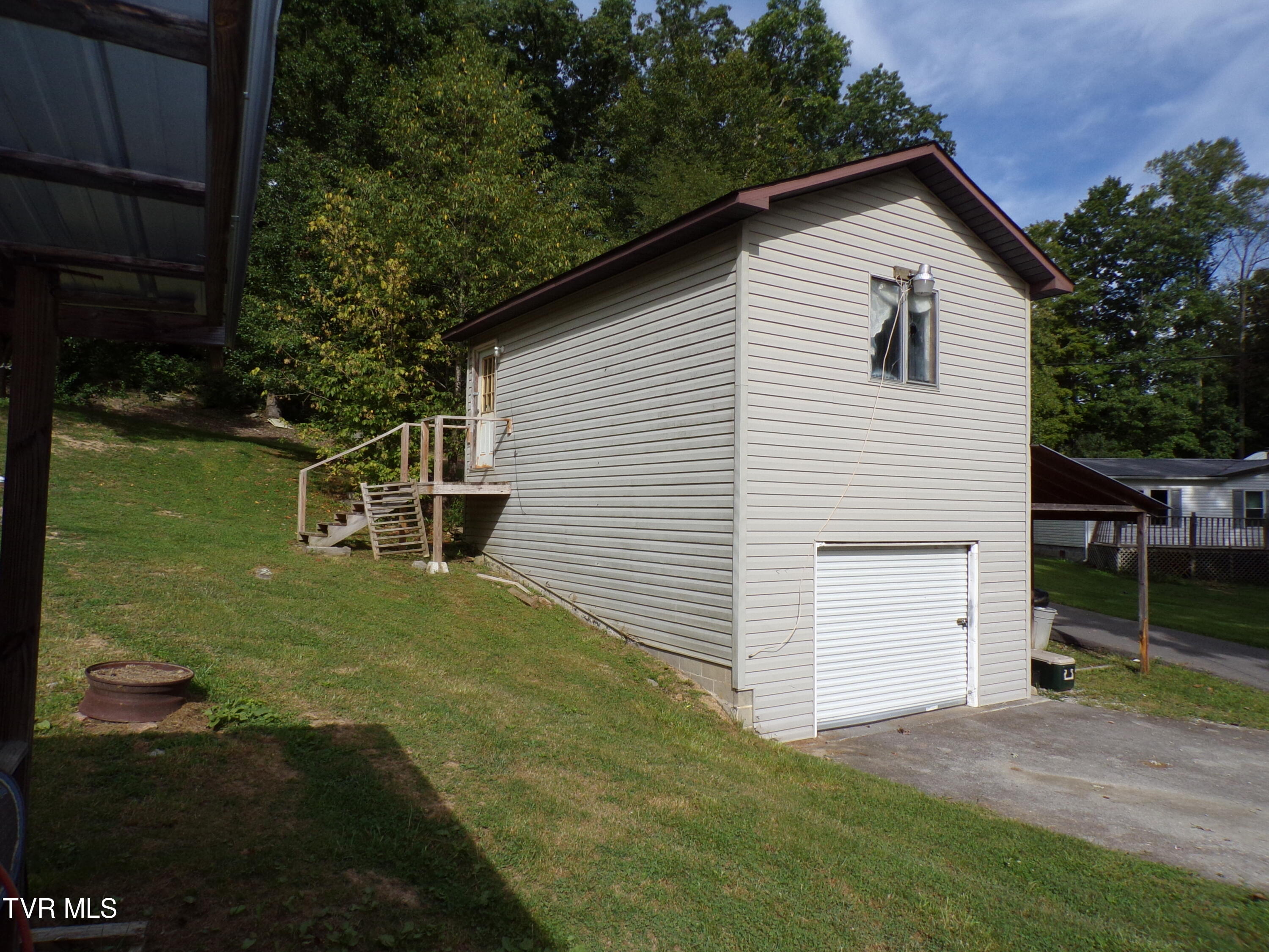 9781 Sulpher Springs Drive, Pound, Virginia image 10