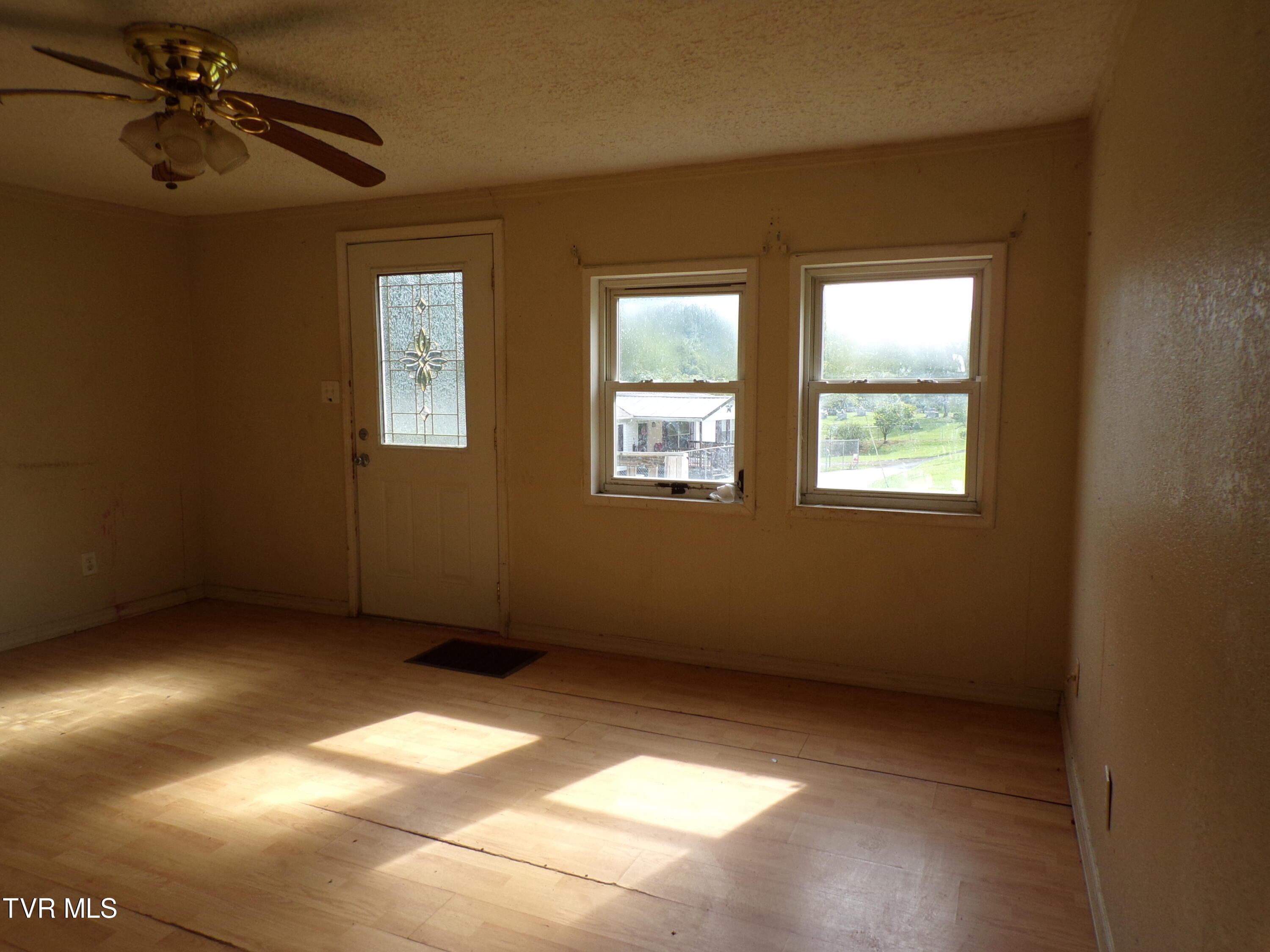 9781 Sulpher Springs Drive, Pound, Virginia image 26