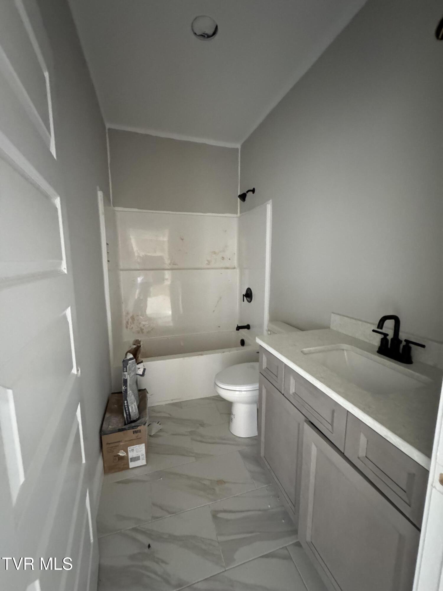 938 Daybreak Crest, Jonesborough, Tennessee image 15