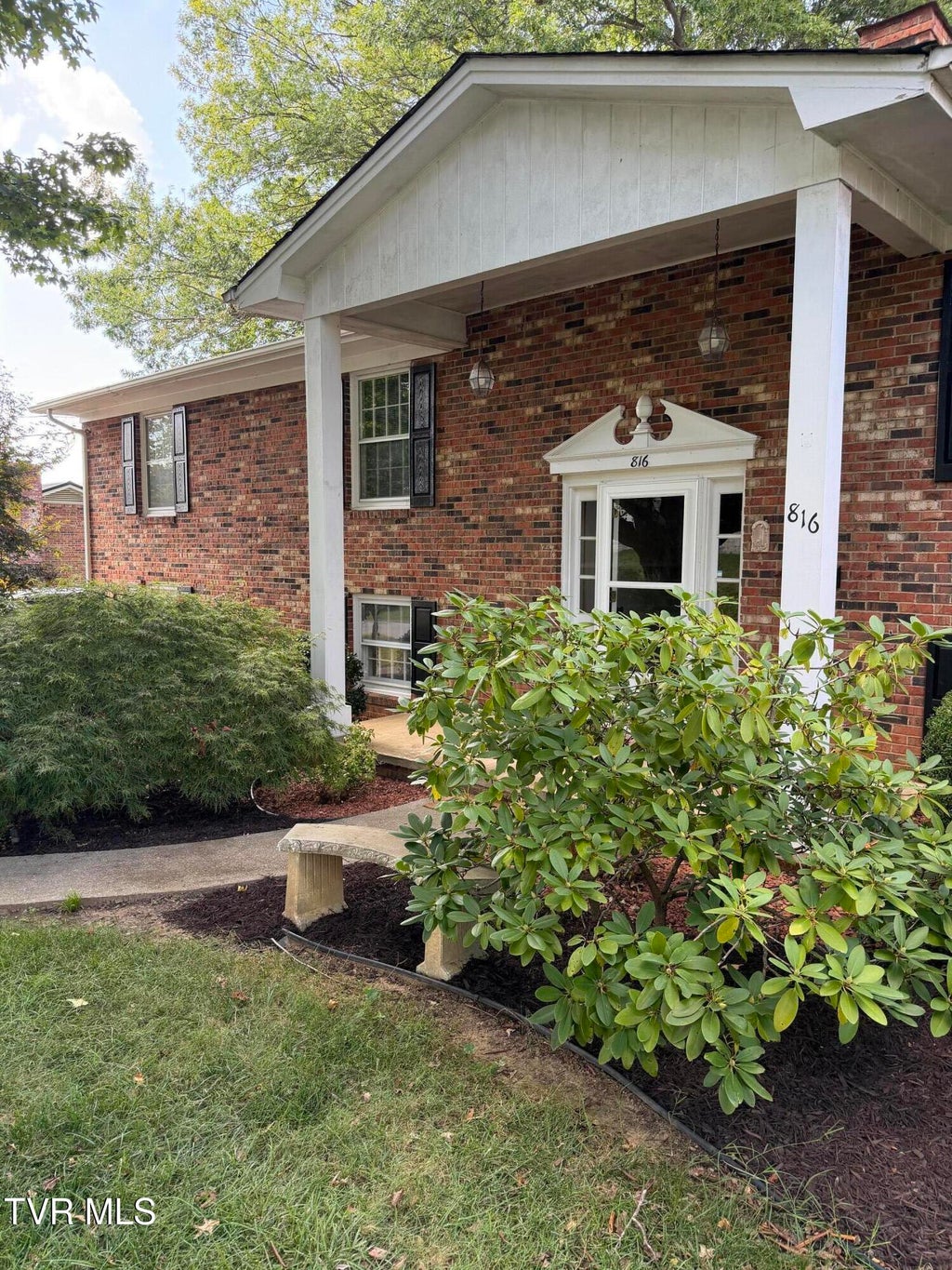 Photo of 816 Wedgewood Road, Johnson City, TN 37604 (MLS # 10000807)
