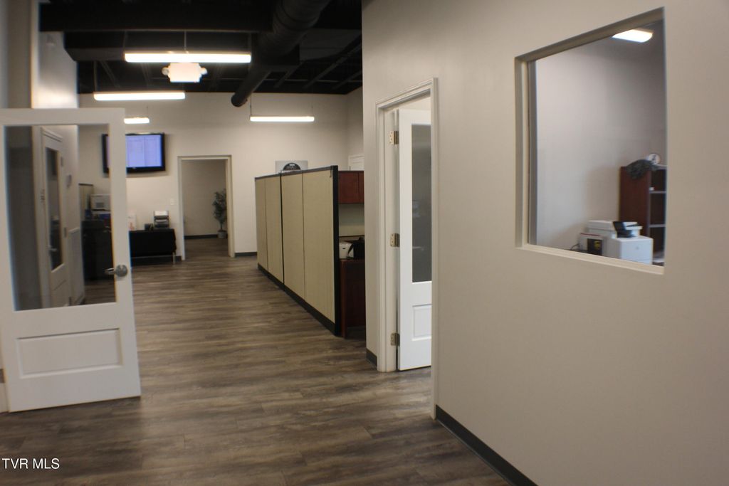 Photo of 217 New Street, Kingsport, TN 37660 (MLS # 9983456)