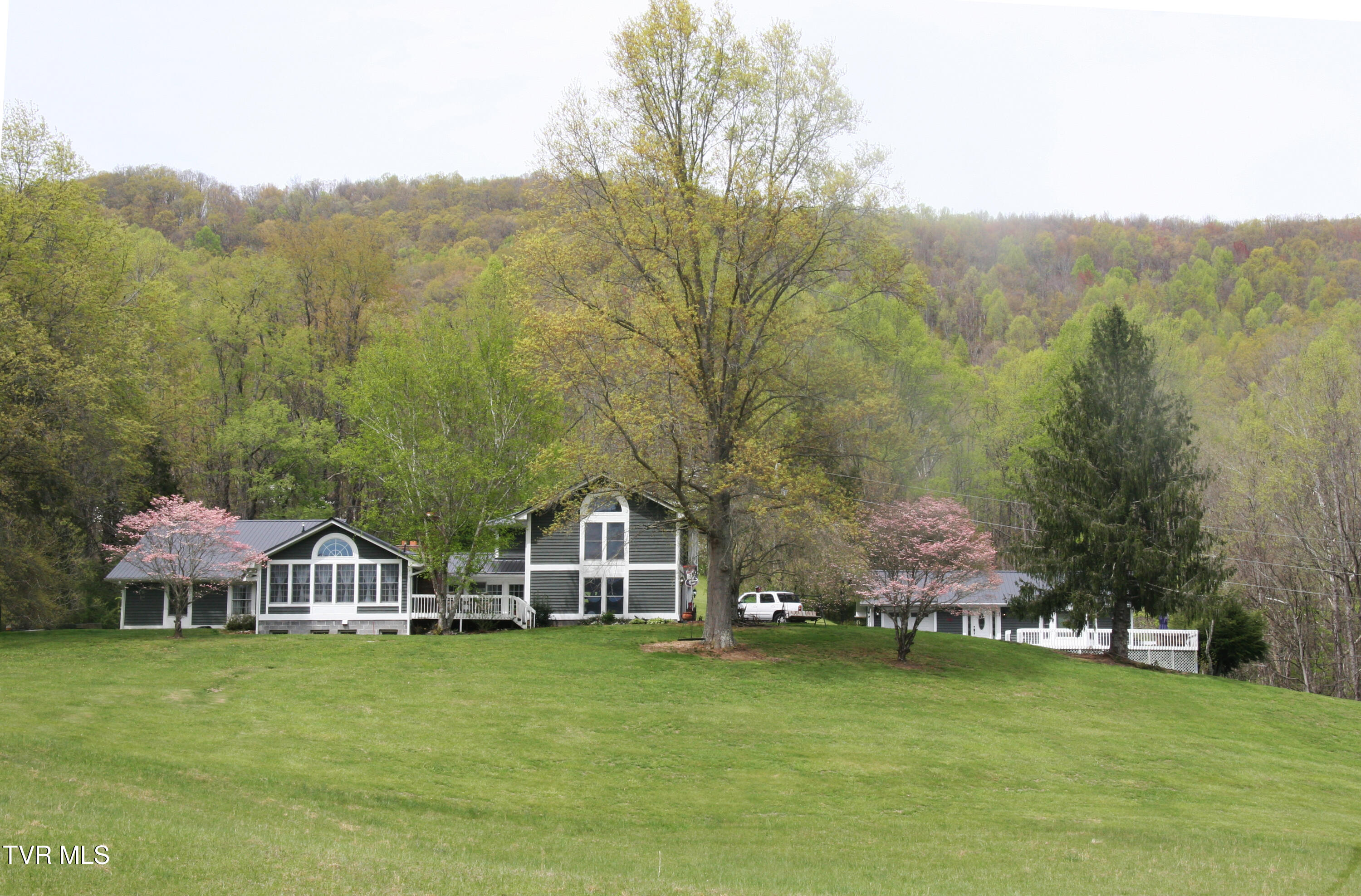 304 Tunnel Drive, Dryden, Virginia image 14