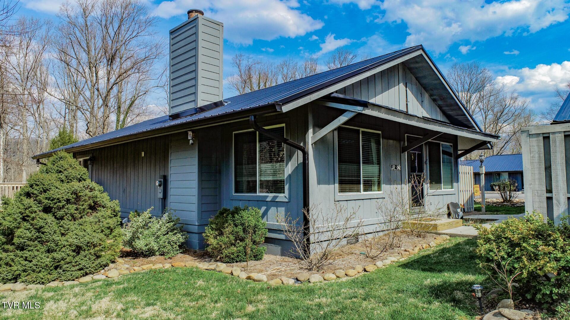 4304 Little Creek Way Way #D-4, Cosby, Tennessee image 1