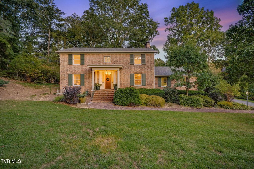 Photo of 4113 Fox Lair Place, Kingsport, TN 37664 (MLS # 9985496)