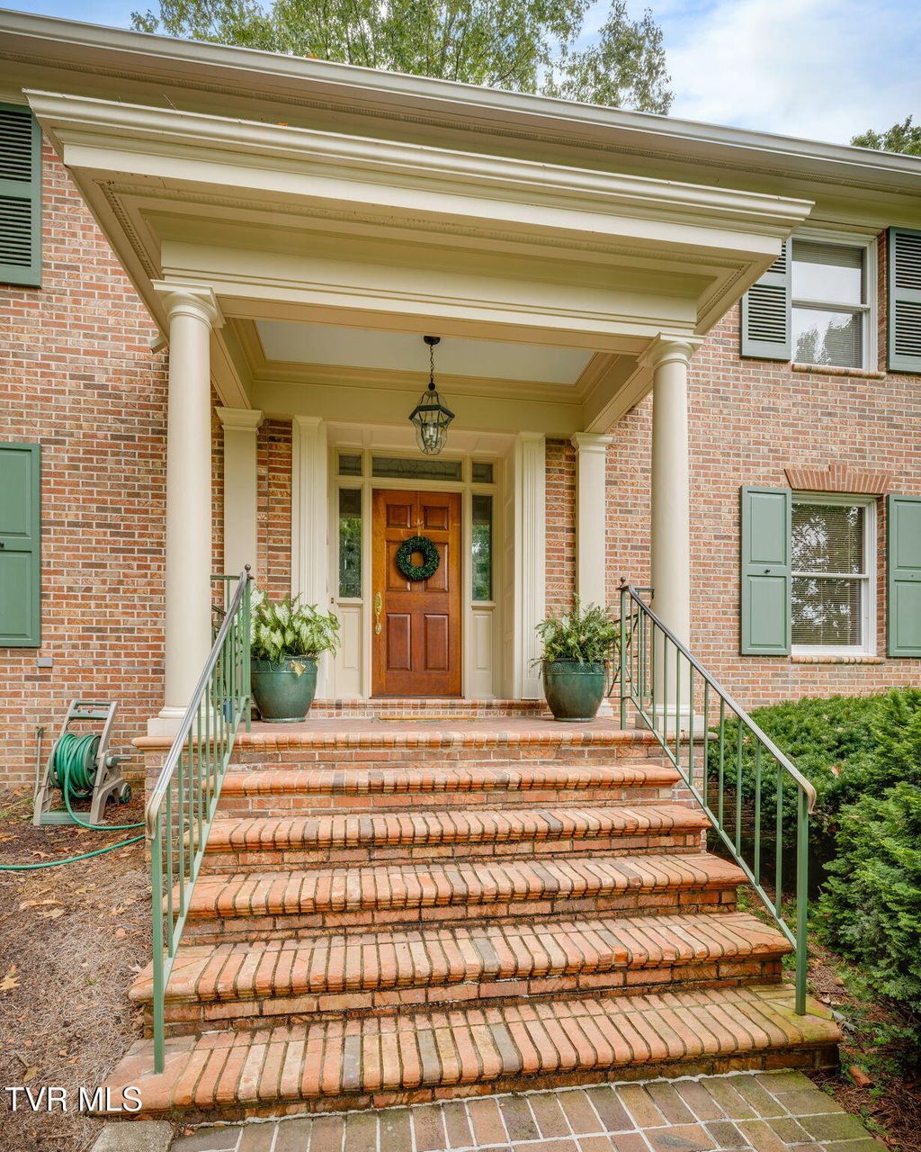 Photo of 4113 Fox Lair Place, Kingsport, TN 37664 (MLS # 9985496)