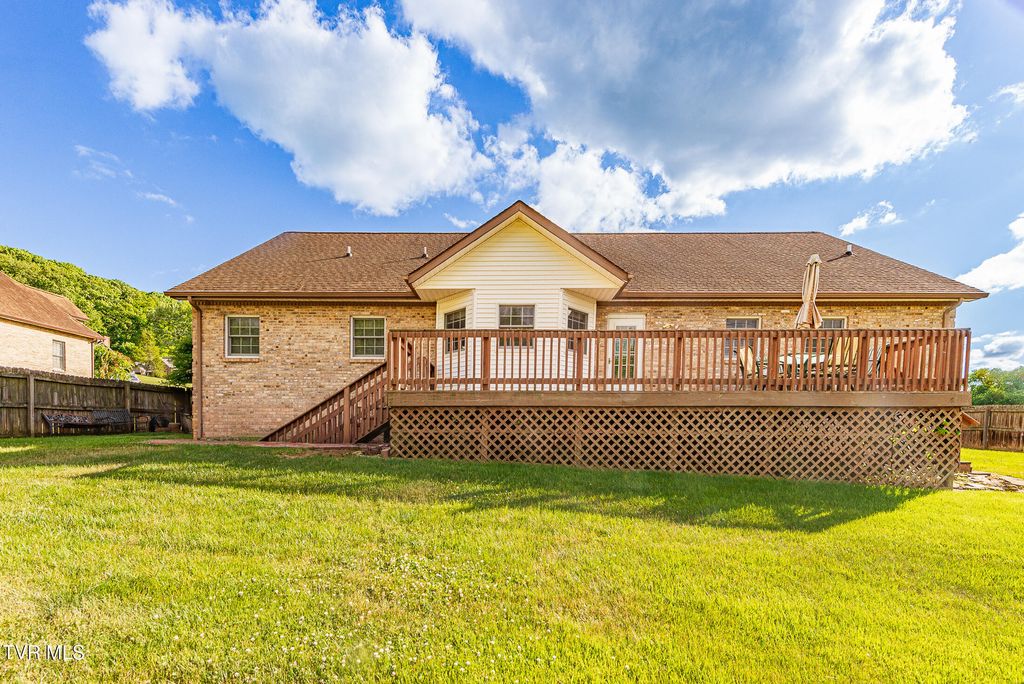 Photo of 109 Running Deer Trail, Kingsport, TN 37663 (MLS # 9995492)