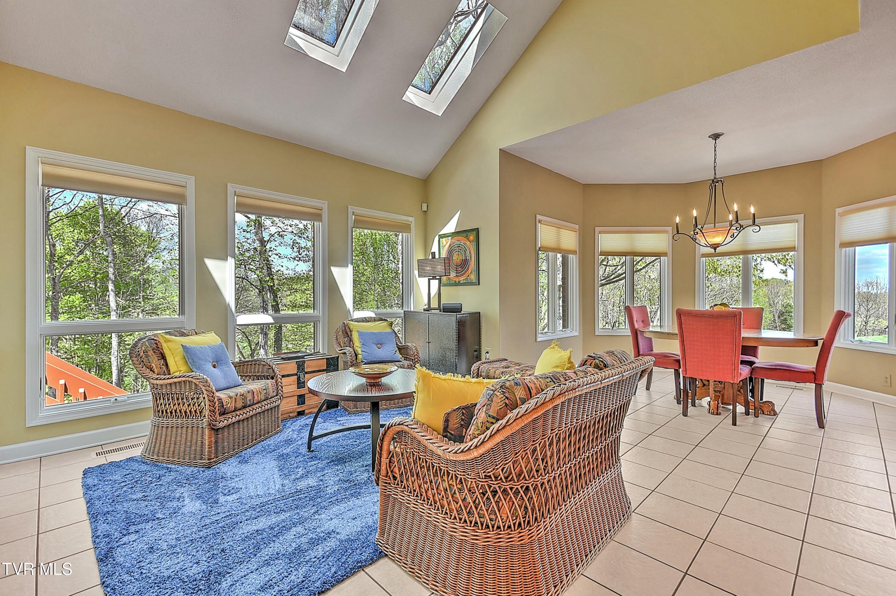 128 Ridgetop Drive, Johnson City, Tennessee image 37