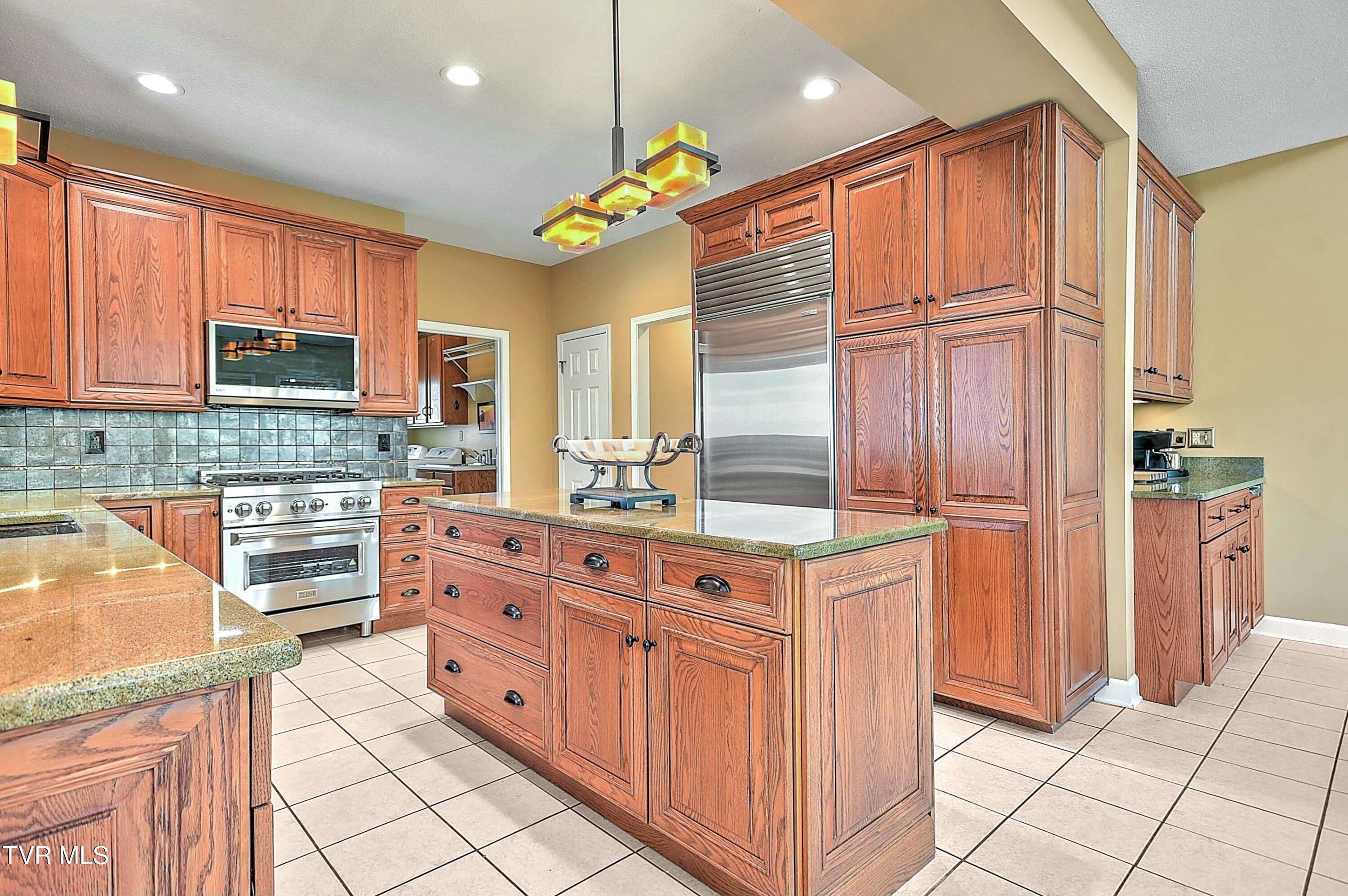 128 Ridgetop Drive, Johnson City, Tennessee image 47