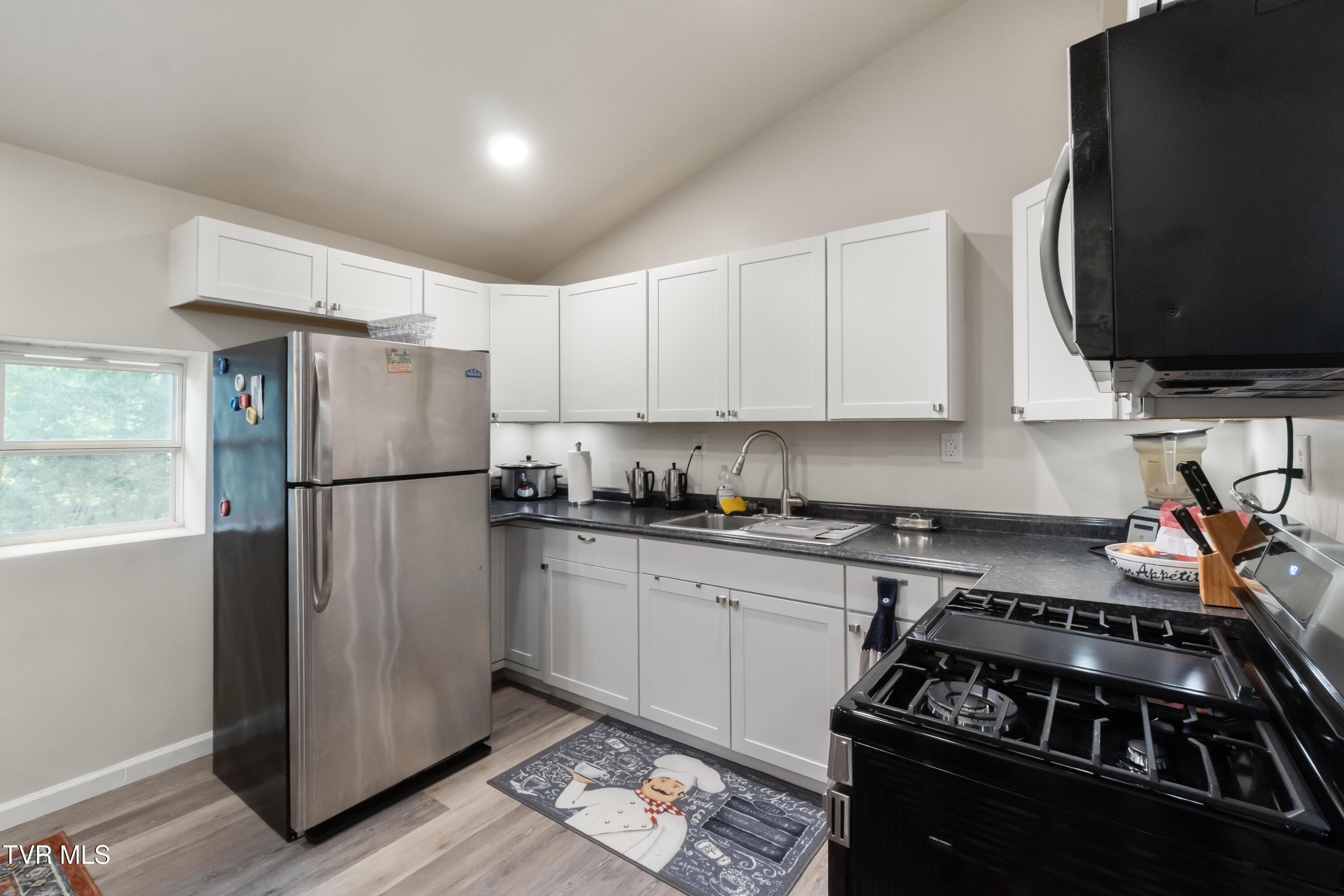 2087 Fodderstack Mountain Loop, Greeneville, Tennessee image 12