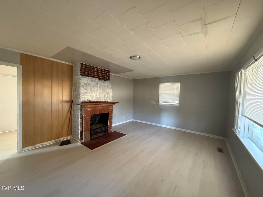 Photo of 246 Grigsby School Road, Rogersville, TN 37857 (MLS # 9990606)