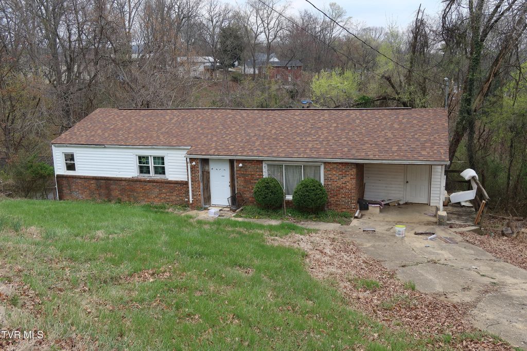 Photo of 503 Jersey Street, Kingsport, TN 37660 (MLS # 9992898)