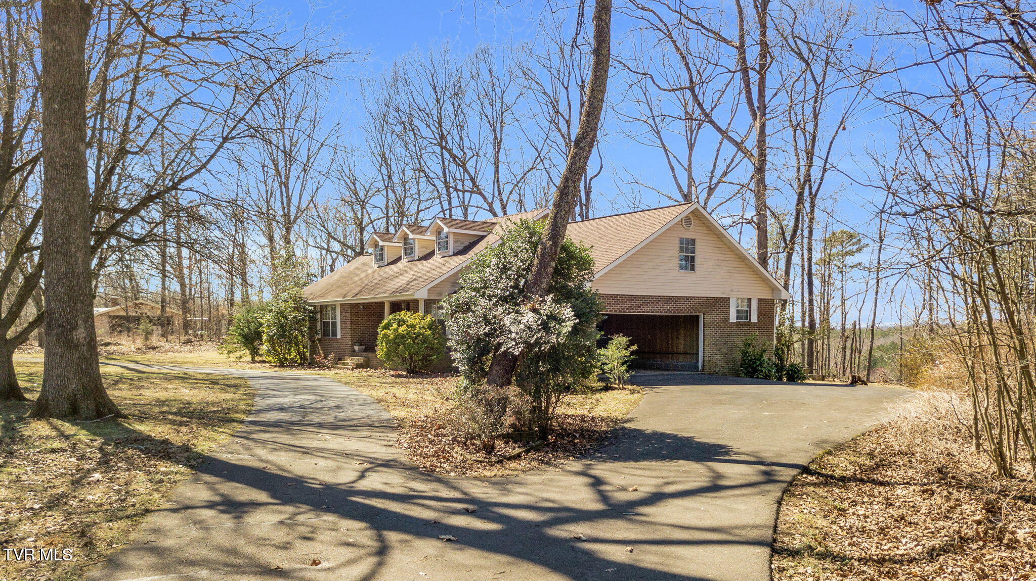 521 Hillcrest Circle, Decatur, Tennessee image 4